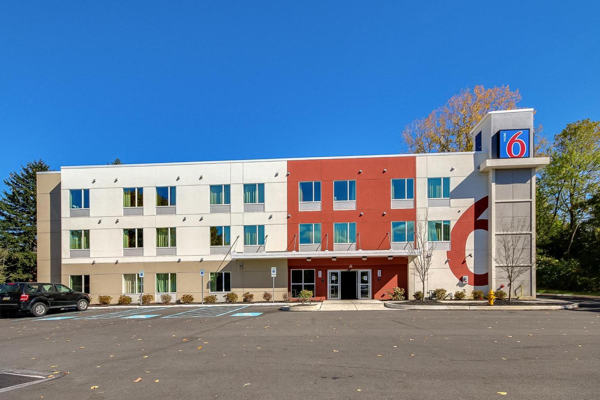 Motel 6-Allentown, PA photo 25