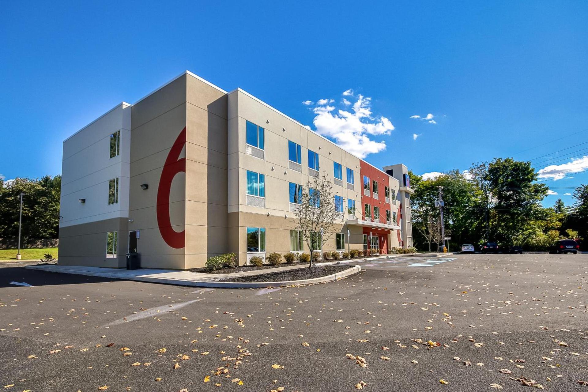 Motel 6-Allentown, PA photo 9