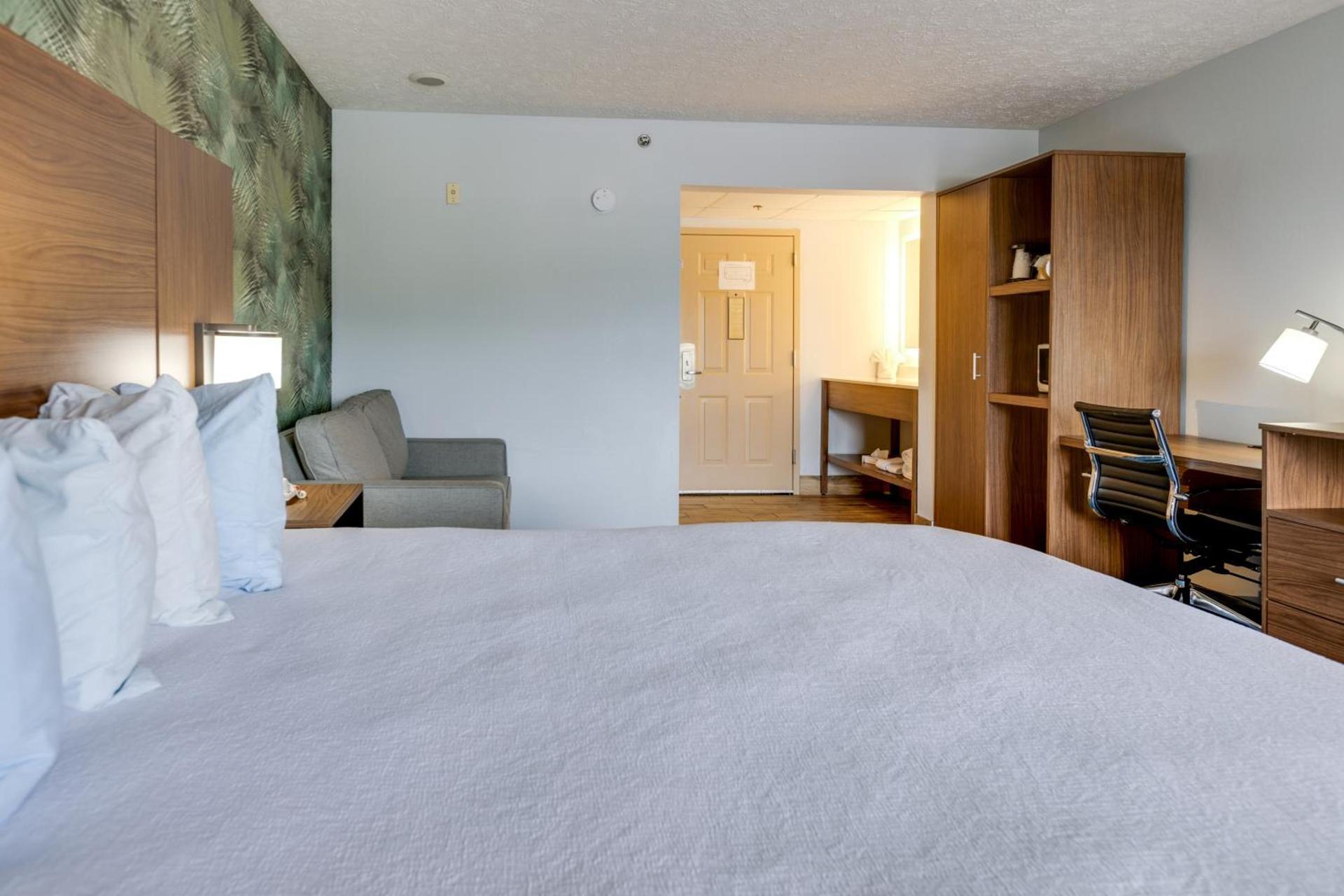 Park Grove Inn photo 87