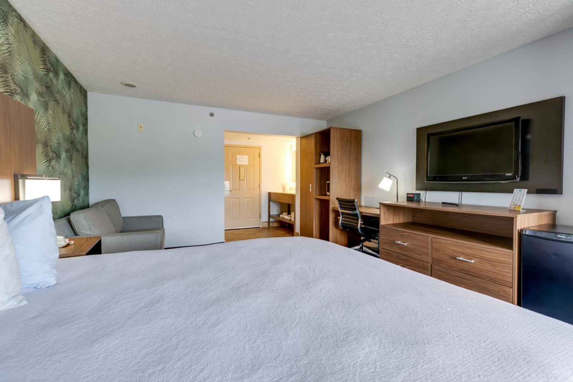 Park Grove Inn photo 84
