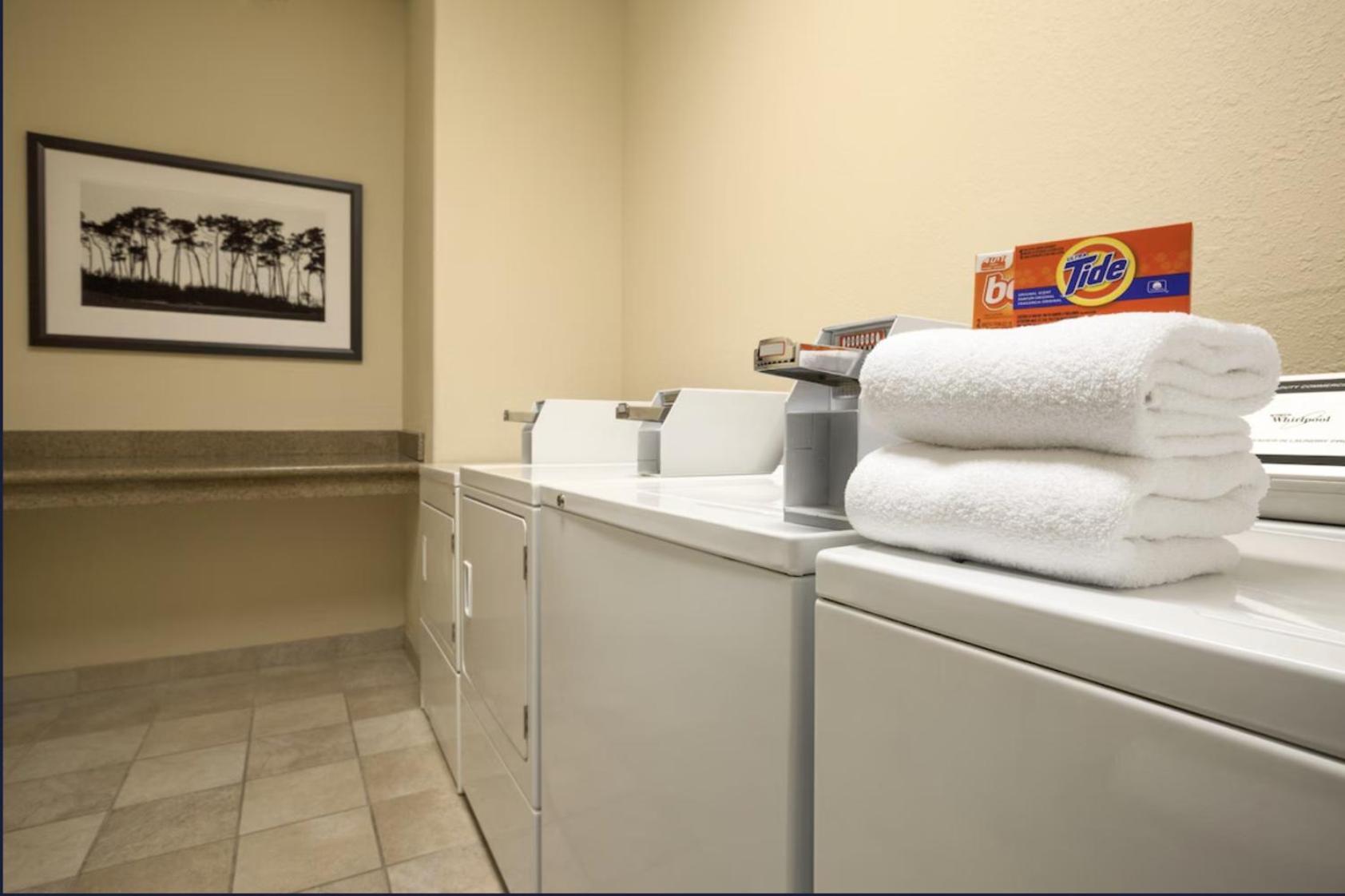 HARMONY INN & SUITES photo 15