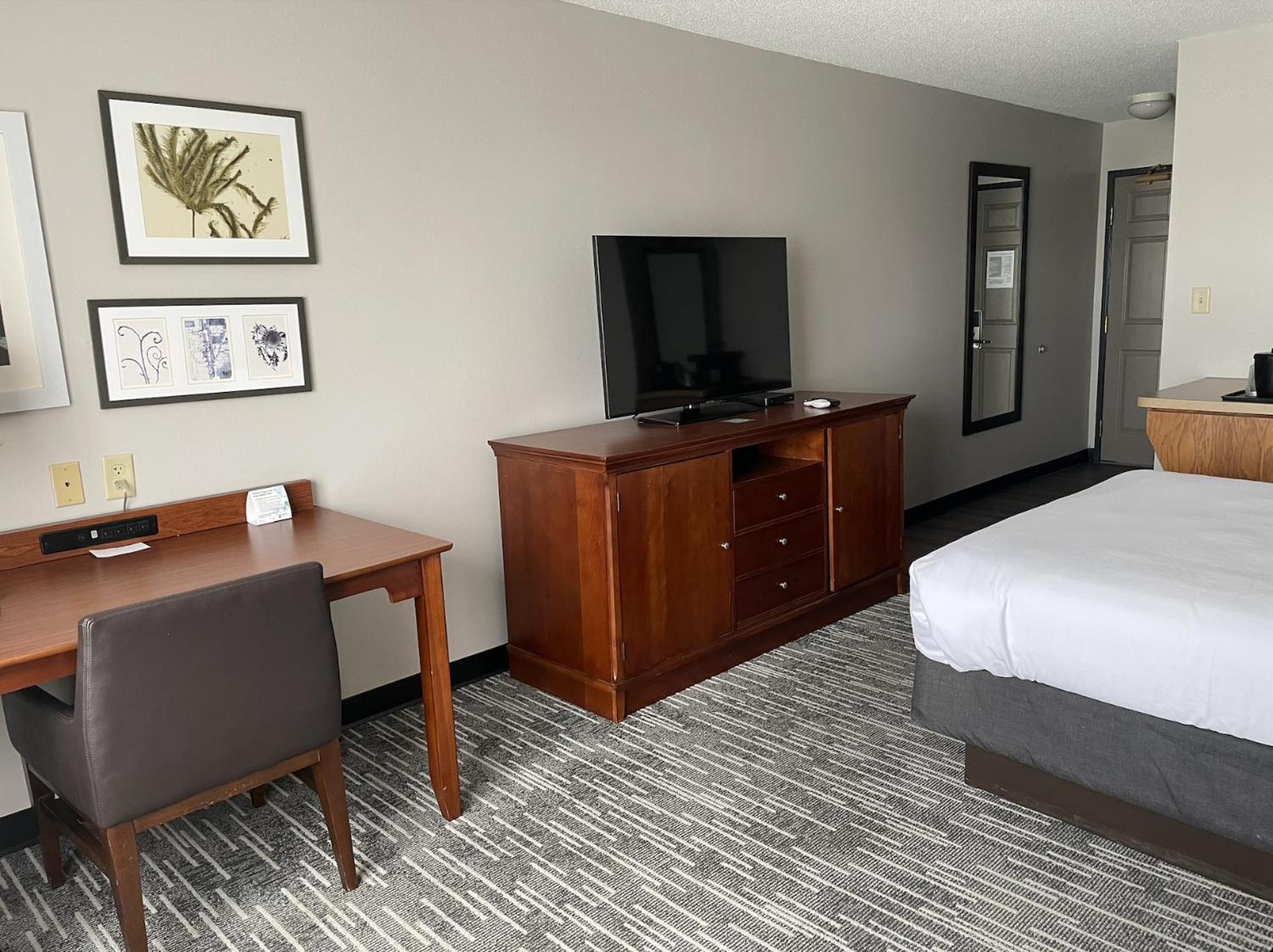 HARMONY INN & SUITES photo 19