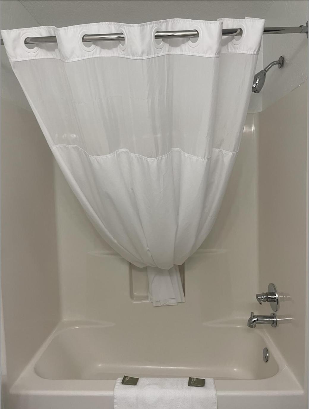 HARMONY INN & SUITES photo 22