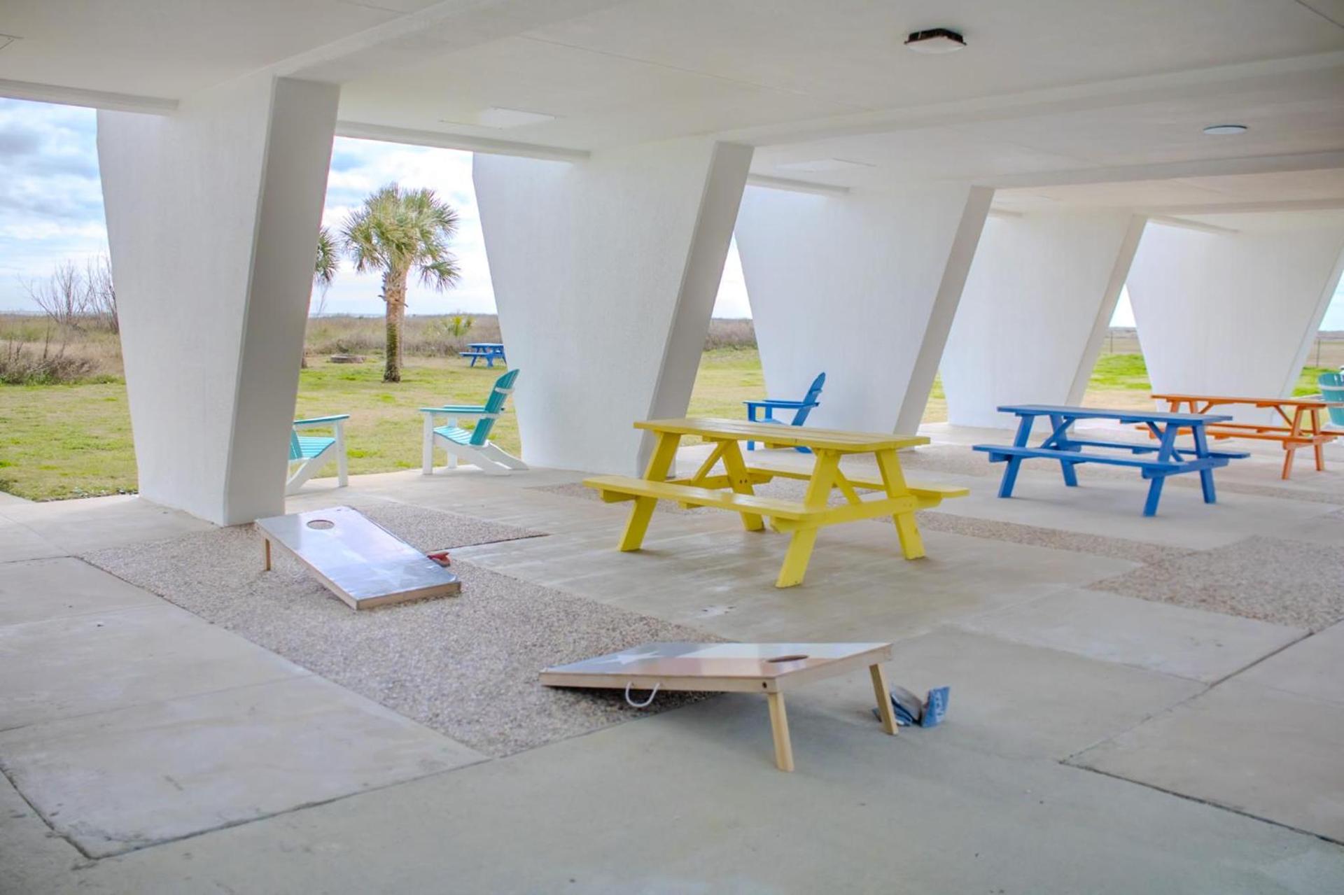 Islander East Condominiums photo 19