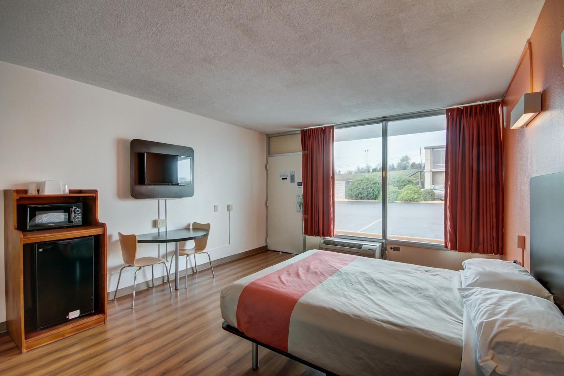 Motel 6-Somerset, KY photo 27