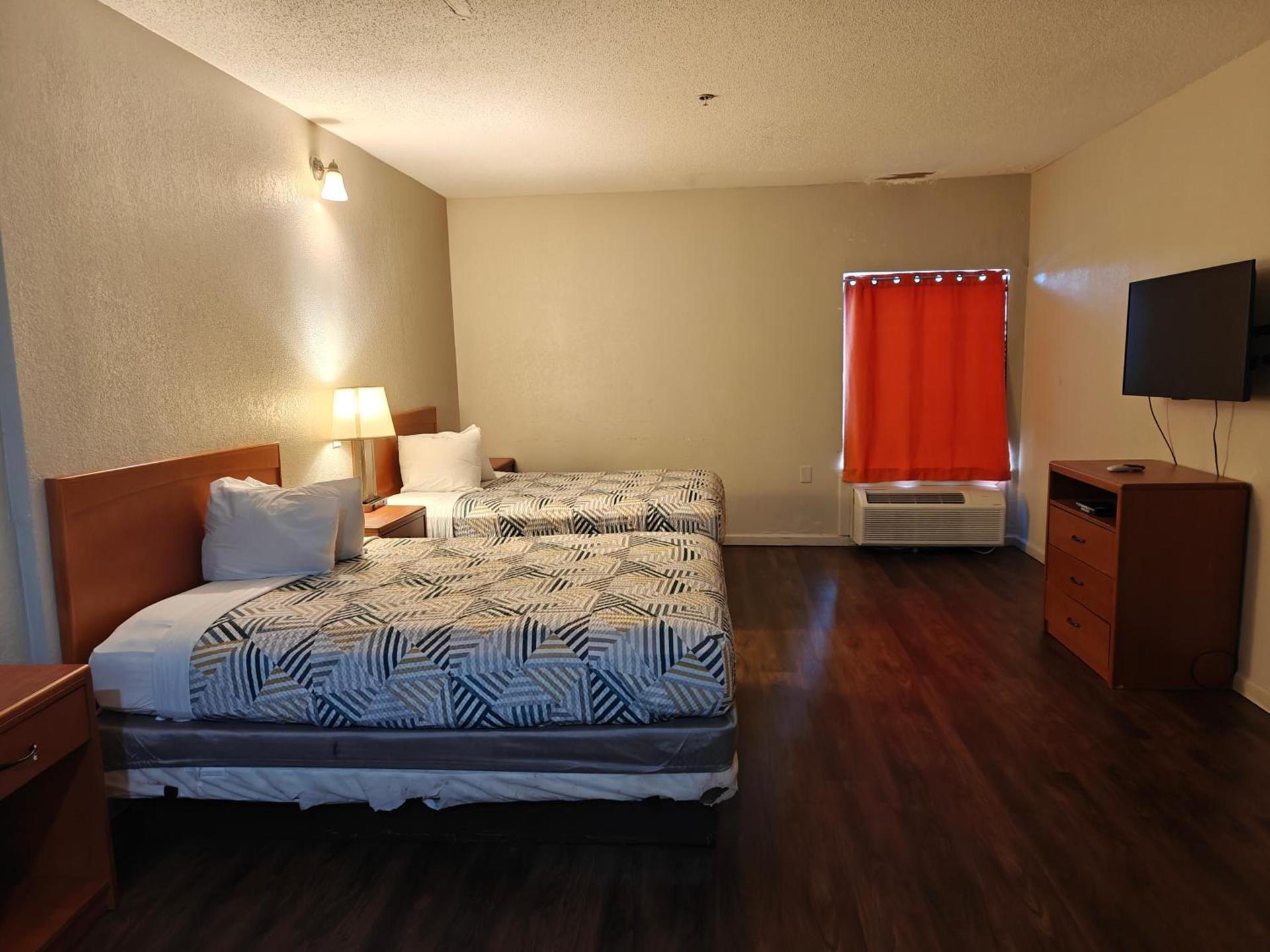 Budgetel Inns & Suites - Atlanta Galleria Stadium photo 22