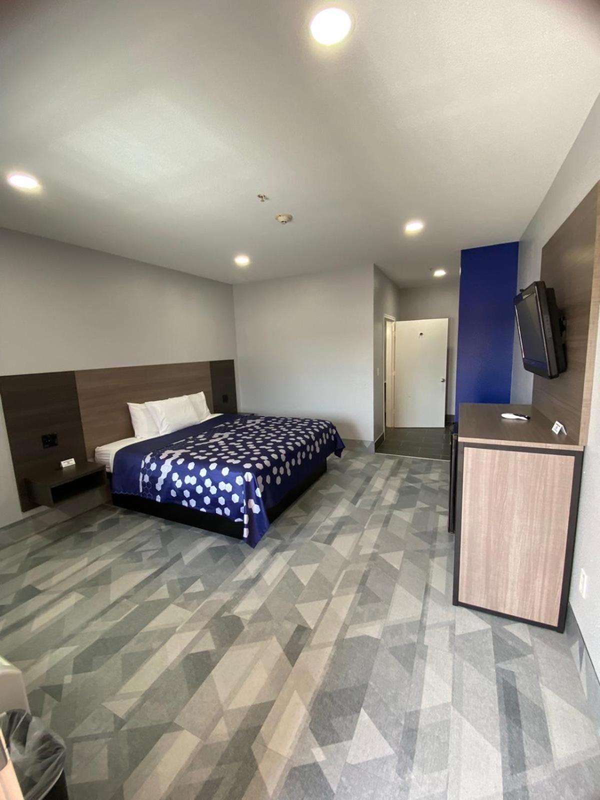 Airway Inn - IAH Airport photo 16
