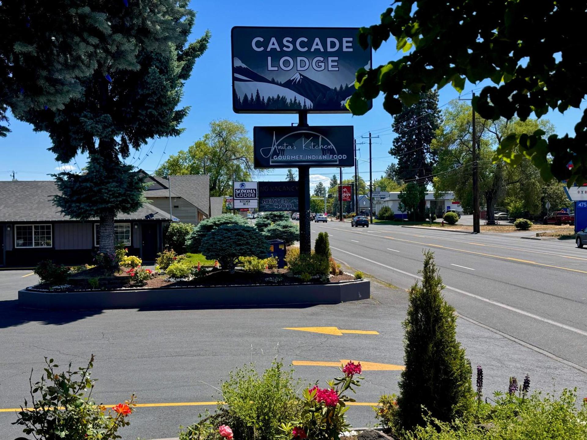 Cascade Lodge Boutique photo 59