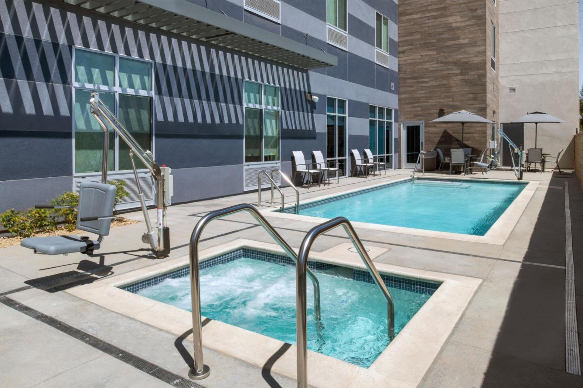 Fairfield by Marriott Inn & Suites Victorville photo 26