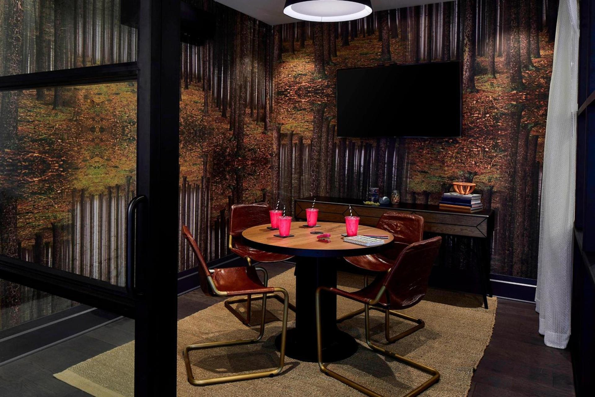 Moxy Chattanooga Downtown photo 36