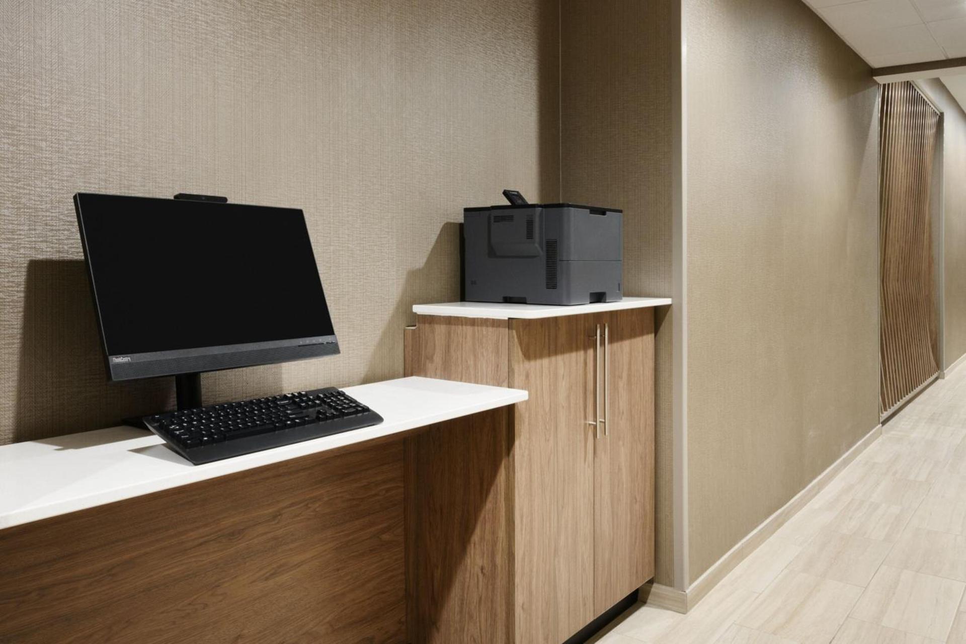 SpringHill Suites by Marriott Dothan photo 21
