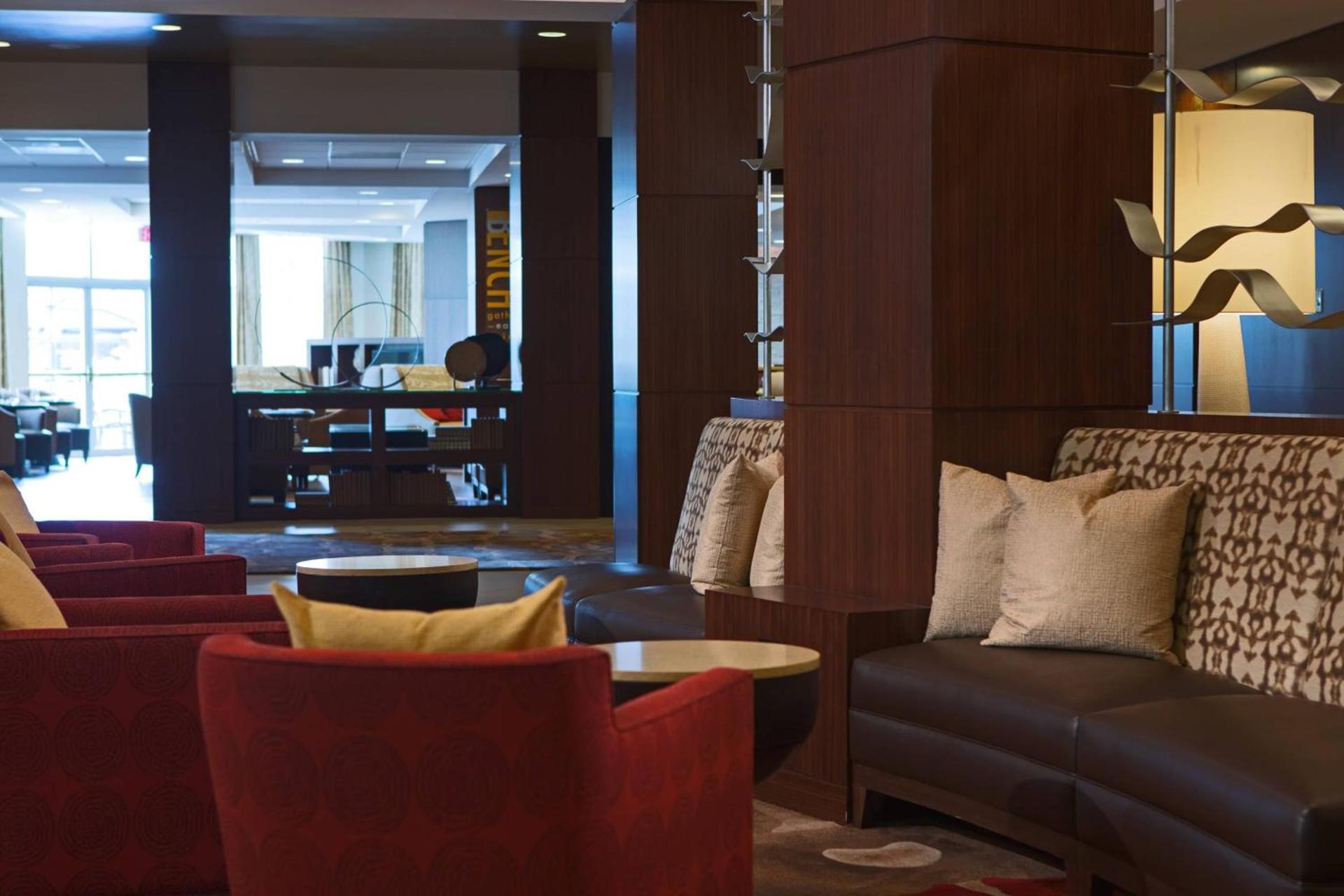 Gaithersburg Marriott Washingtonian Center photo 3