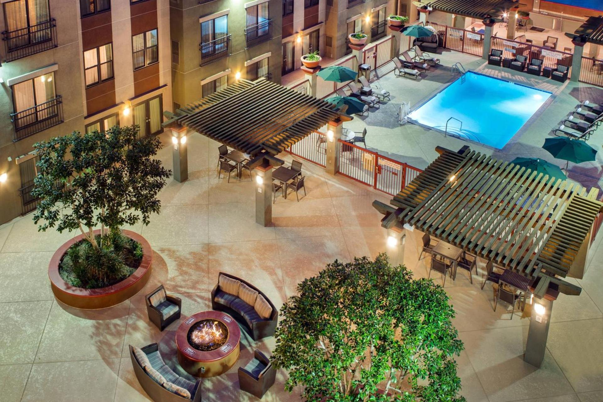 Residence Inn Los Angeles Burbank/Downtown photo 6