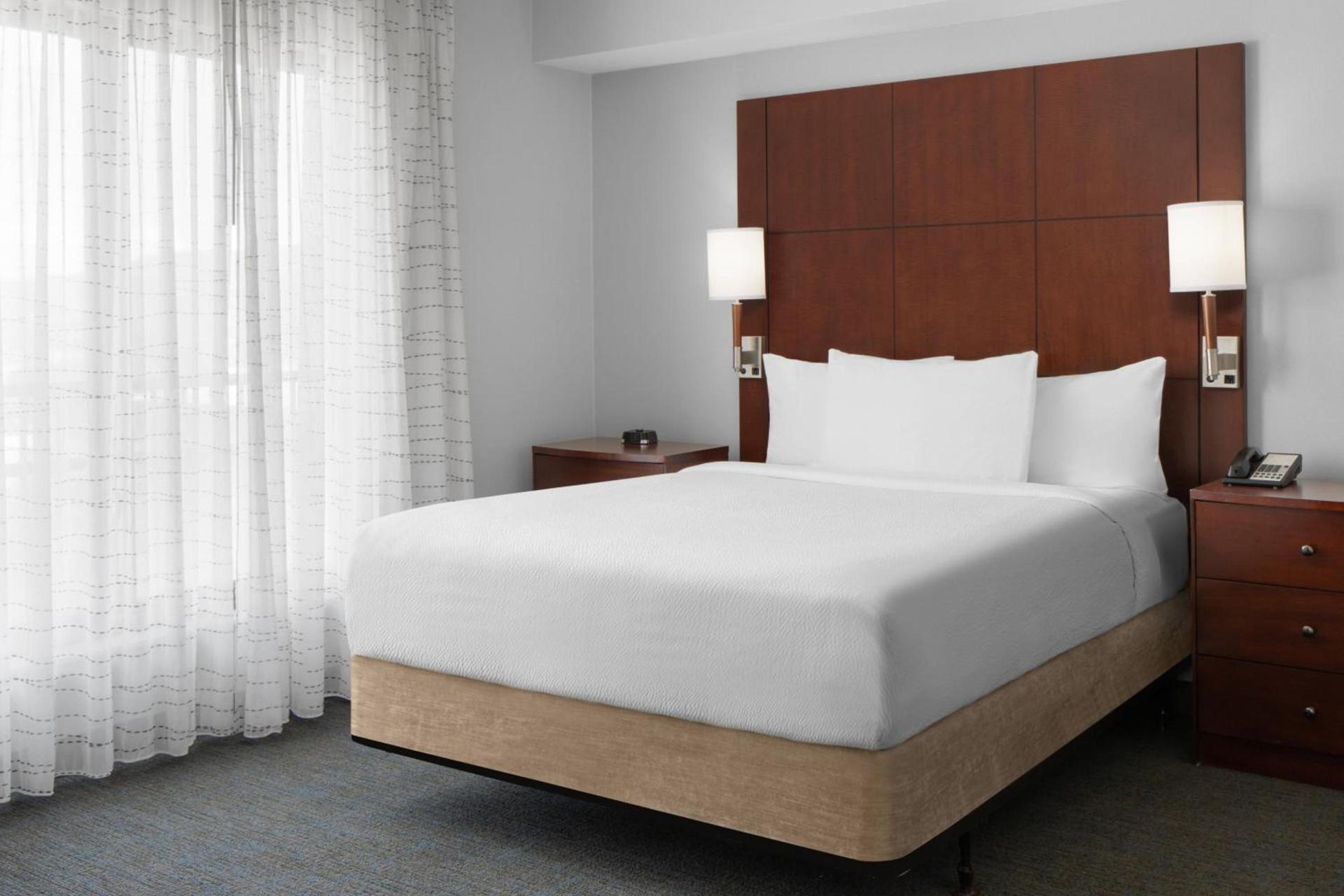 Residence Inn Los Angeles Burbank/Downtown photo 10