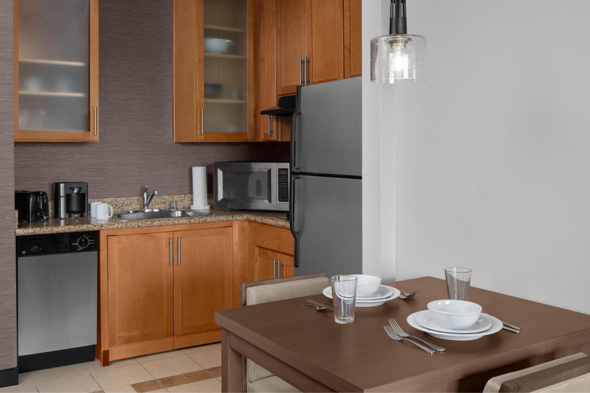 Residence Inn Los Angeles Burbank/Downtown photo 17