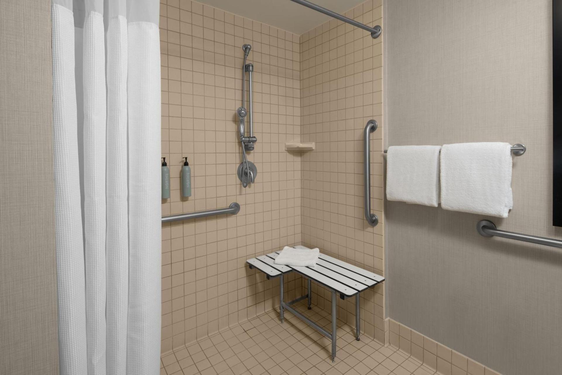 Residence Inn Los Angeles Burbank/Downtown photo 23