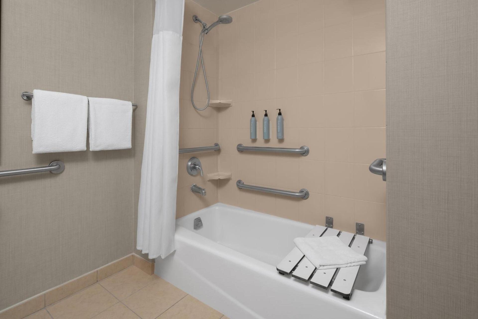 Residence Inn Los Angeles Burbank/Downtown photo 24