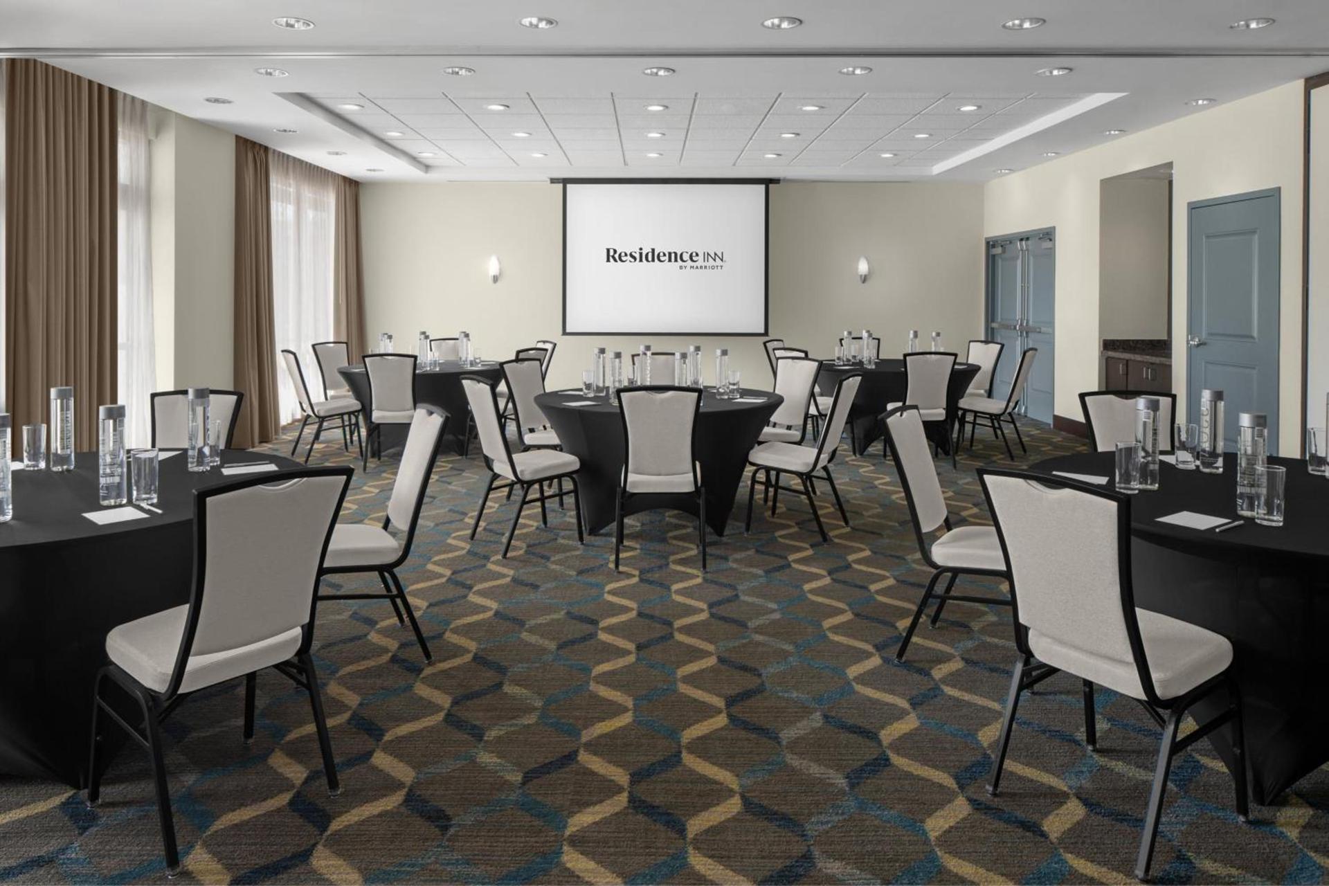 Residence Inn Los Angeles Burbank/Downtown photo 38