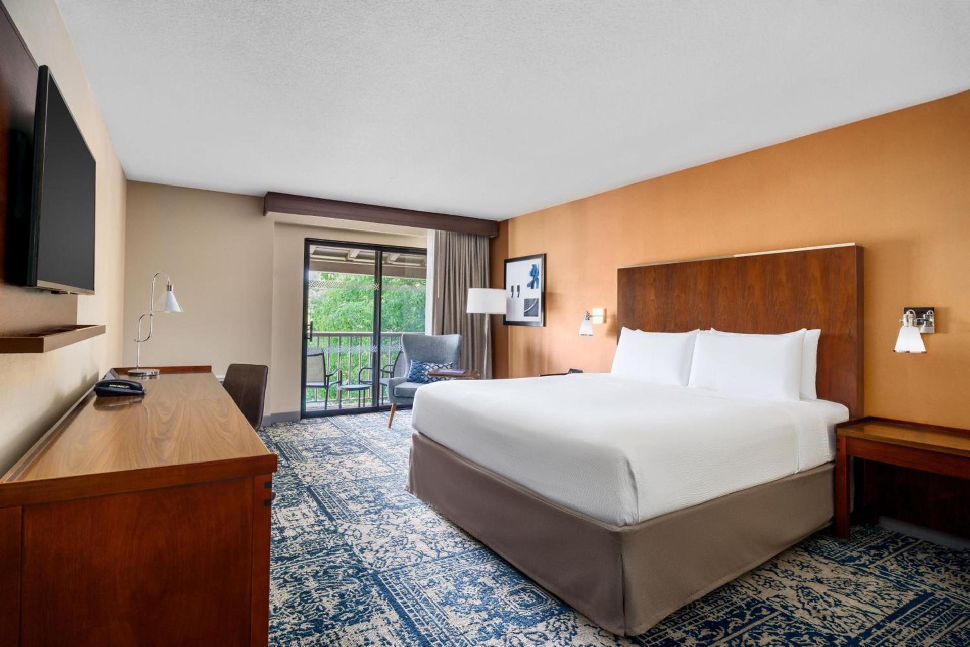 Four Points by Sheraton Pleasanton photo 11