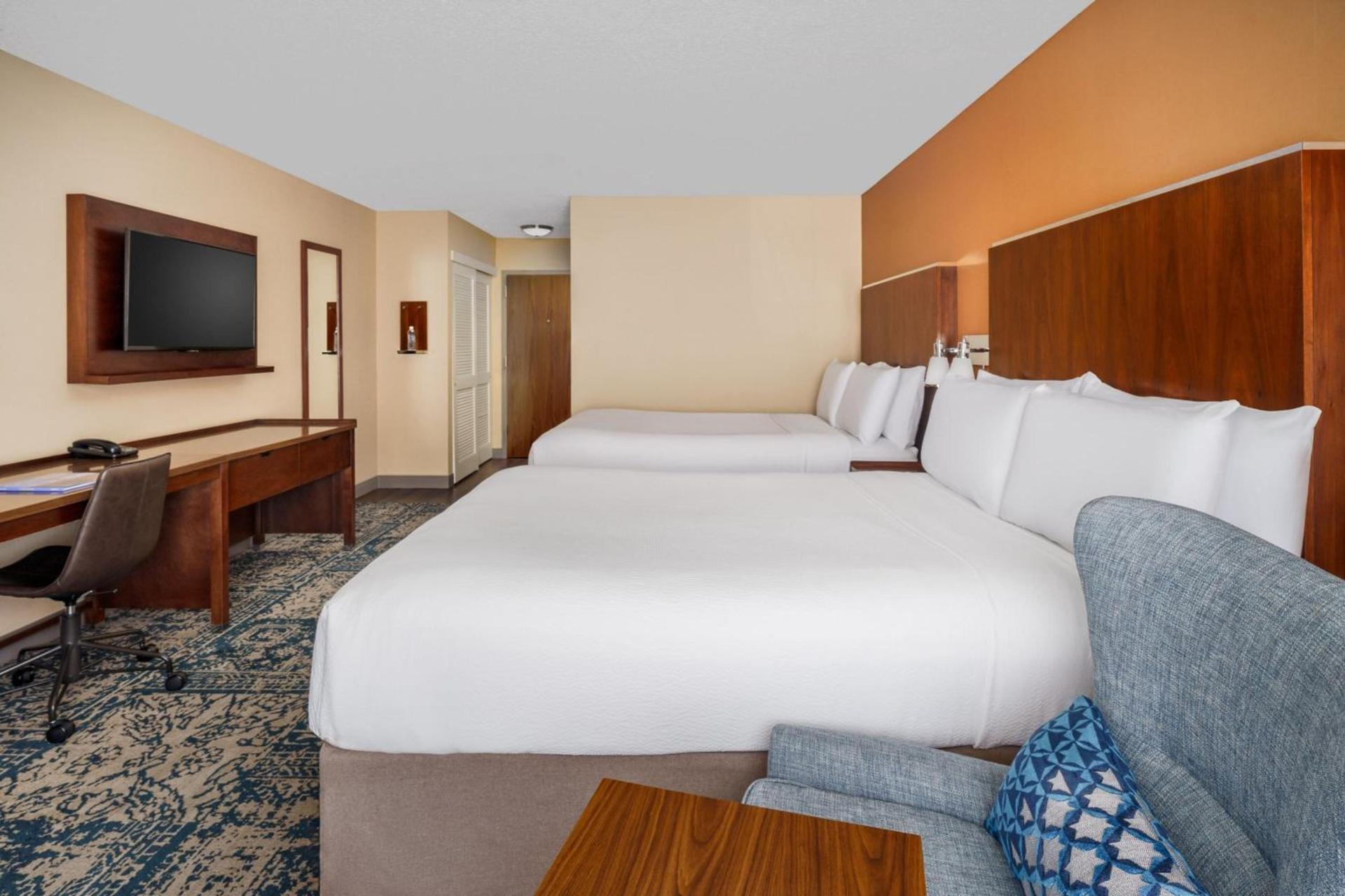 Four Points by Sheraton Pleasanton photo 14