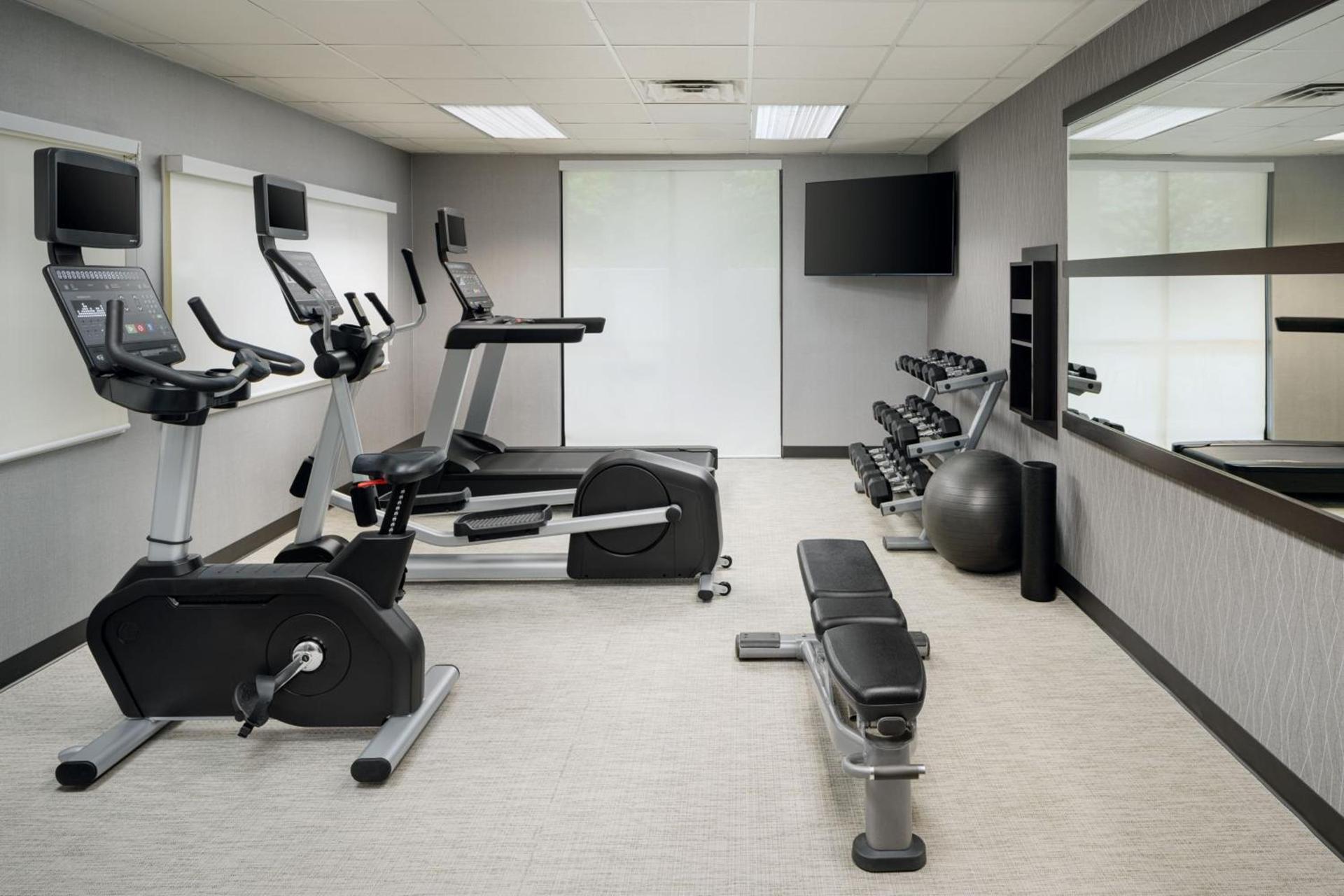 Courtyard by Marriott Kingston photo 53