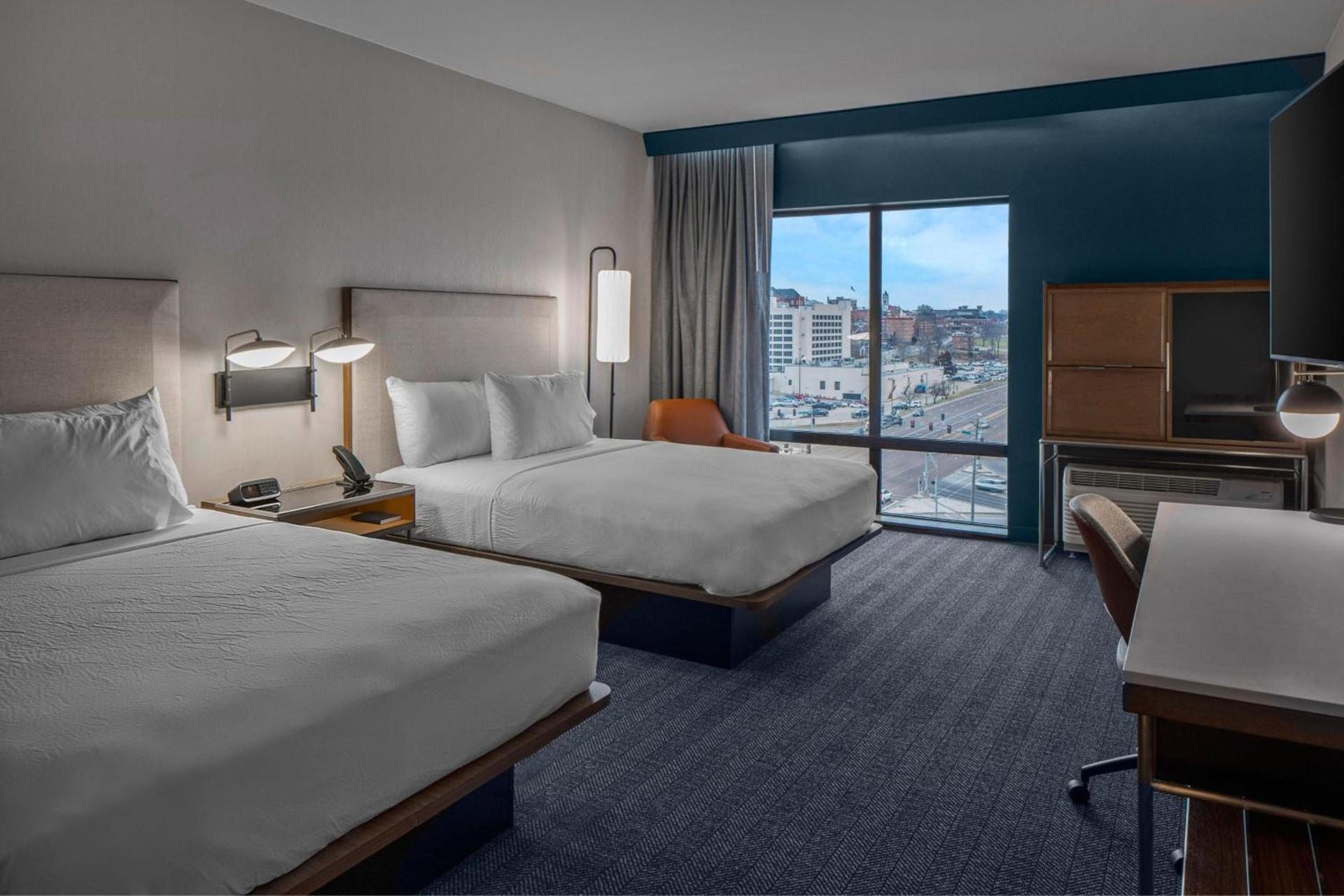 Courtyard by Marriott Jefferson City photo 9