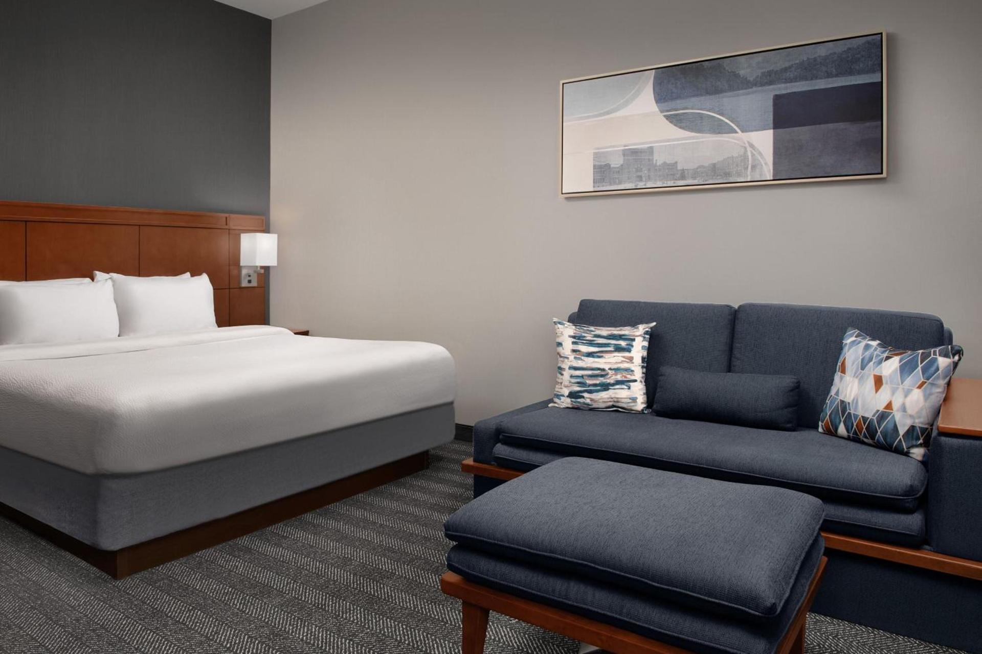 Courtyard by Marriott Syracuse Downtown at Armory Square photo 10