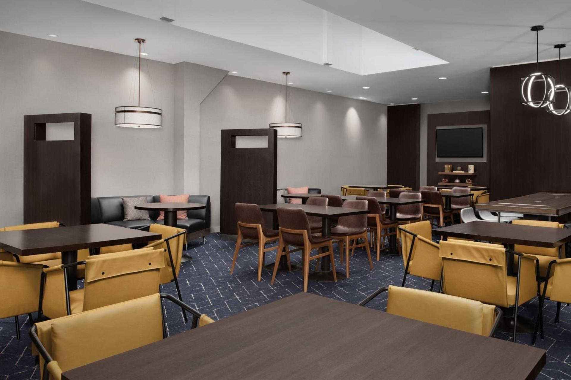 Courtyard by Marriott Syracuse Downtown at Armory Square photo 28