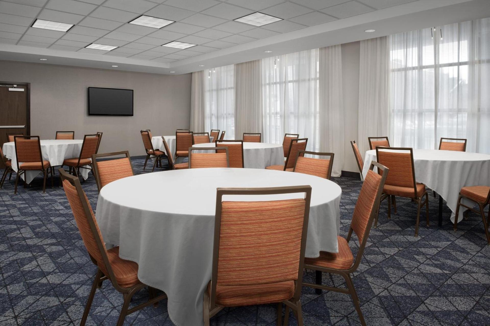 Courtyard by Marriott Syracuse Downtown at Armory Square photo 32