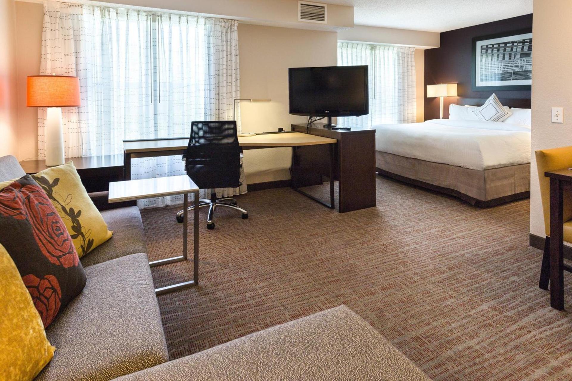 Residence Inn by Marriott Fort Collins photo 10