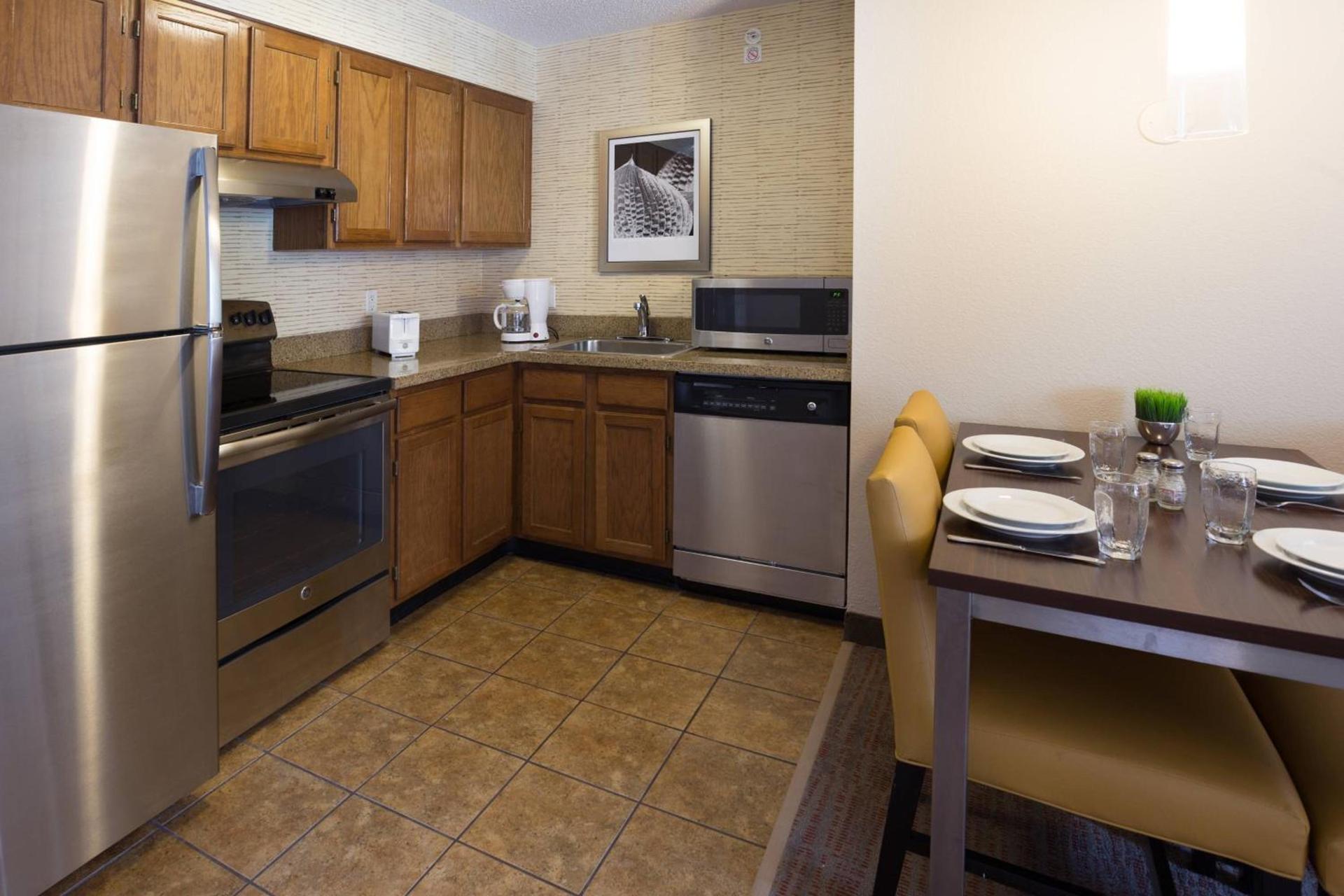 Residence Inn by Marriott Fort Collins photo 17