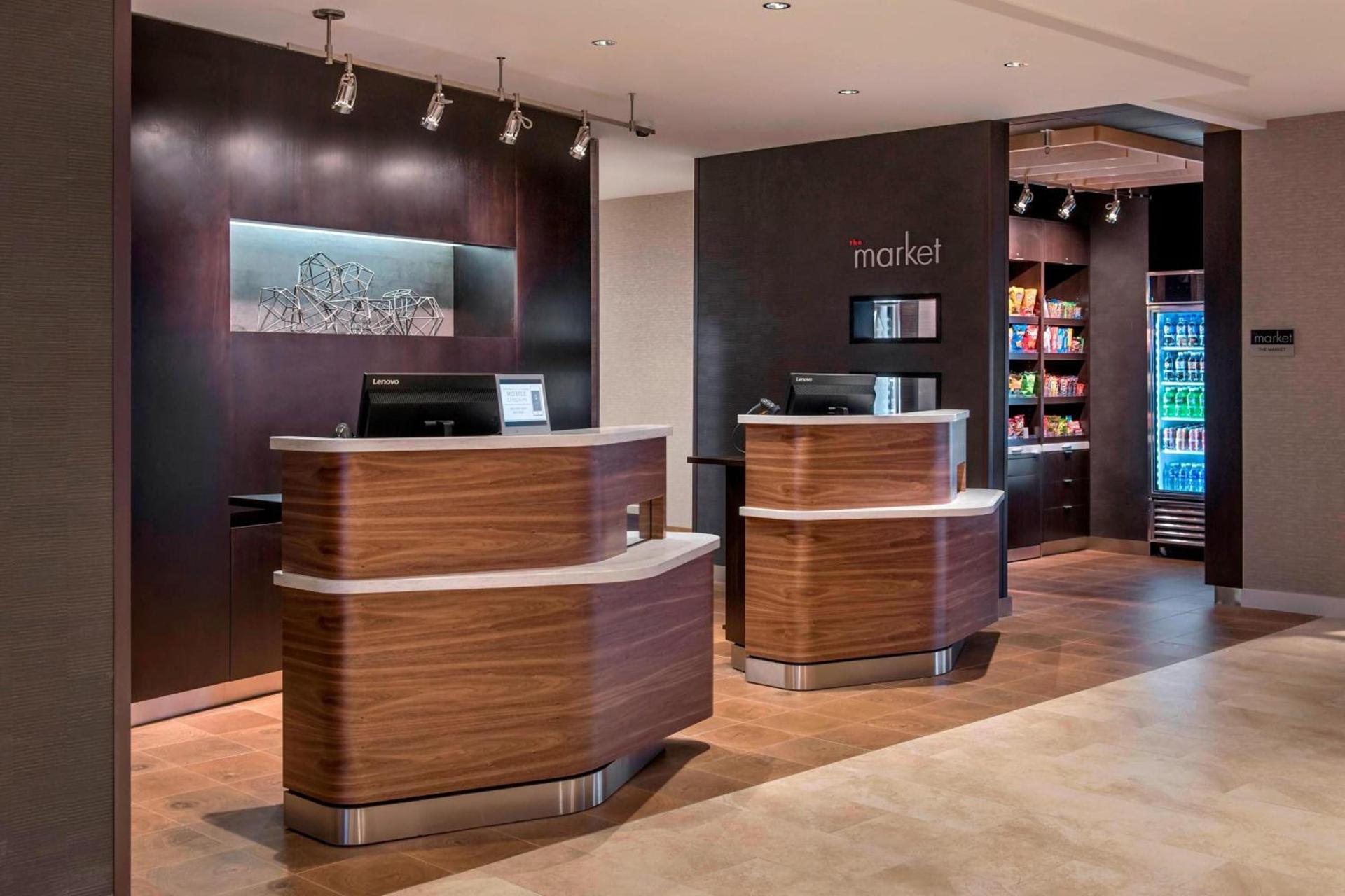 Courtyard by Marriott Schenectady at Mohawk Harbor photo 5