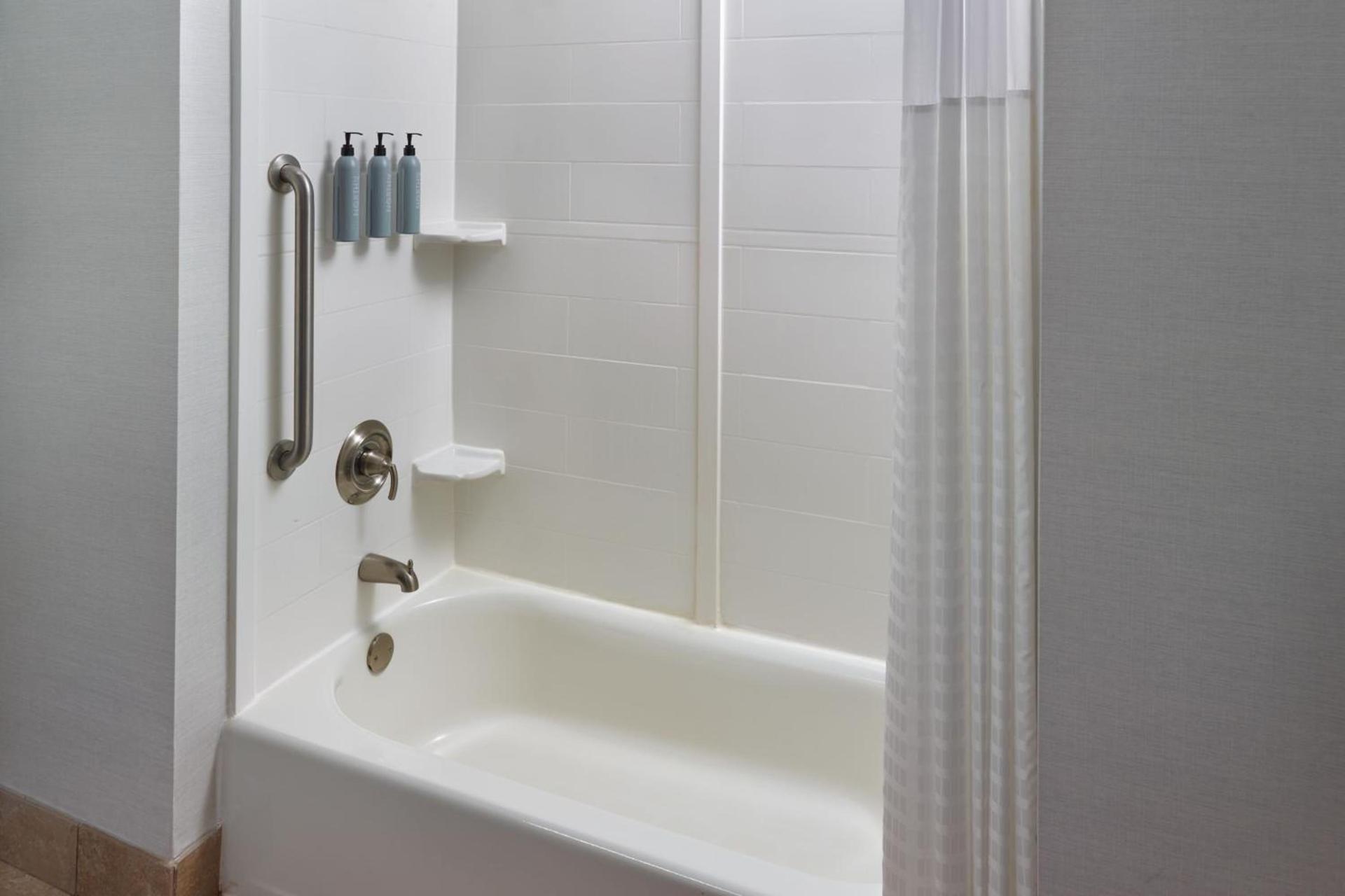 Courtyard by Marriott Atlanta Conyers photo 9