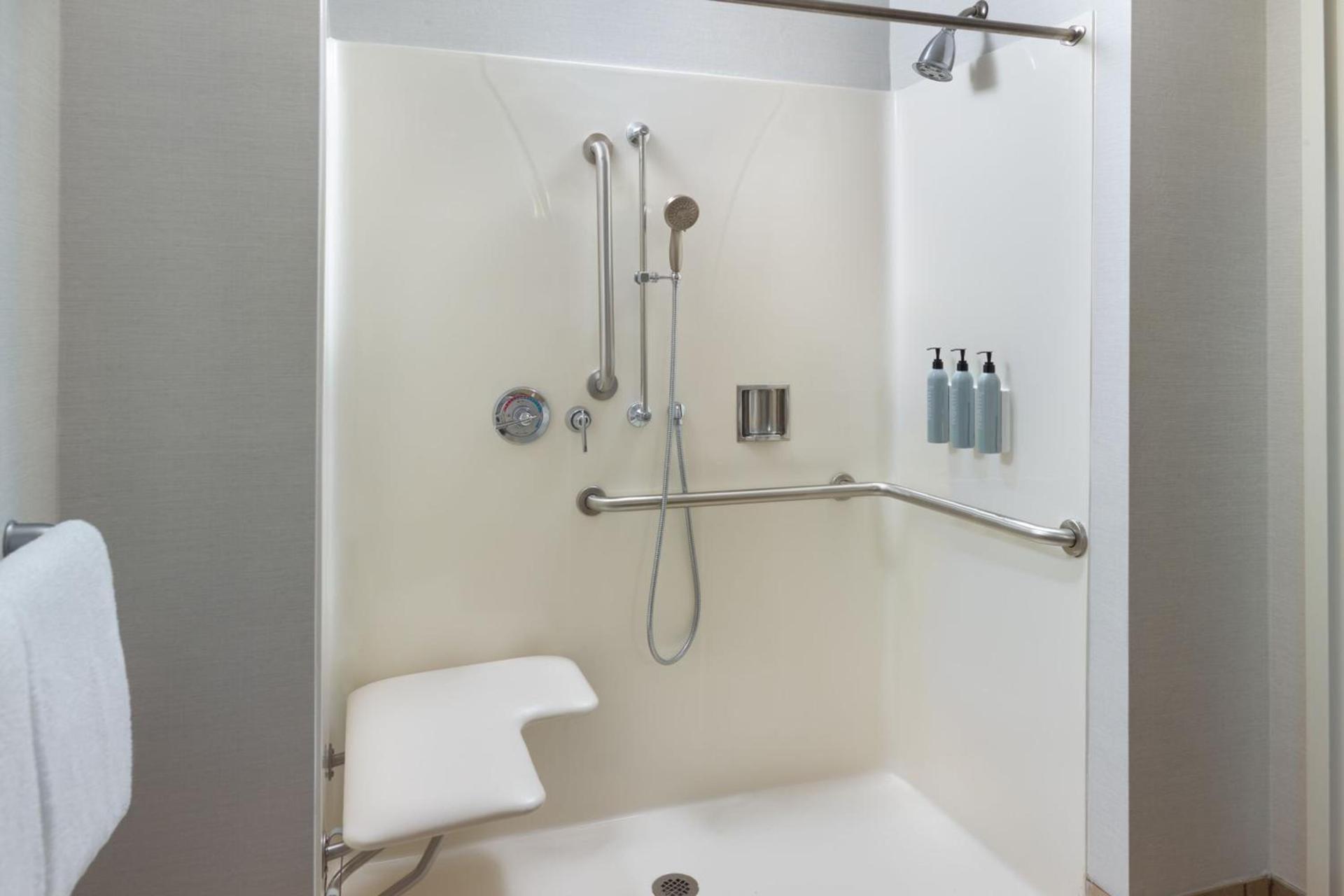 Courtyard by Marriott Atlanta Conyers photo 11