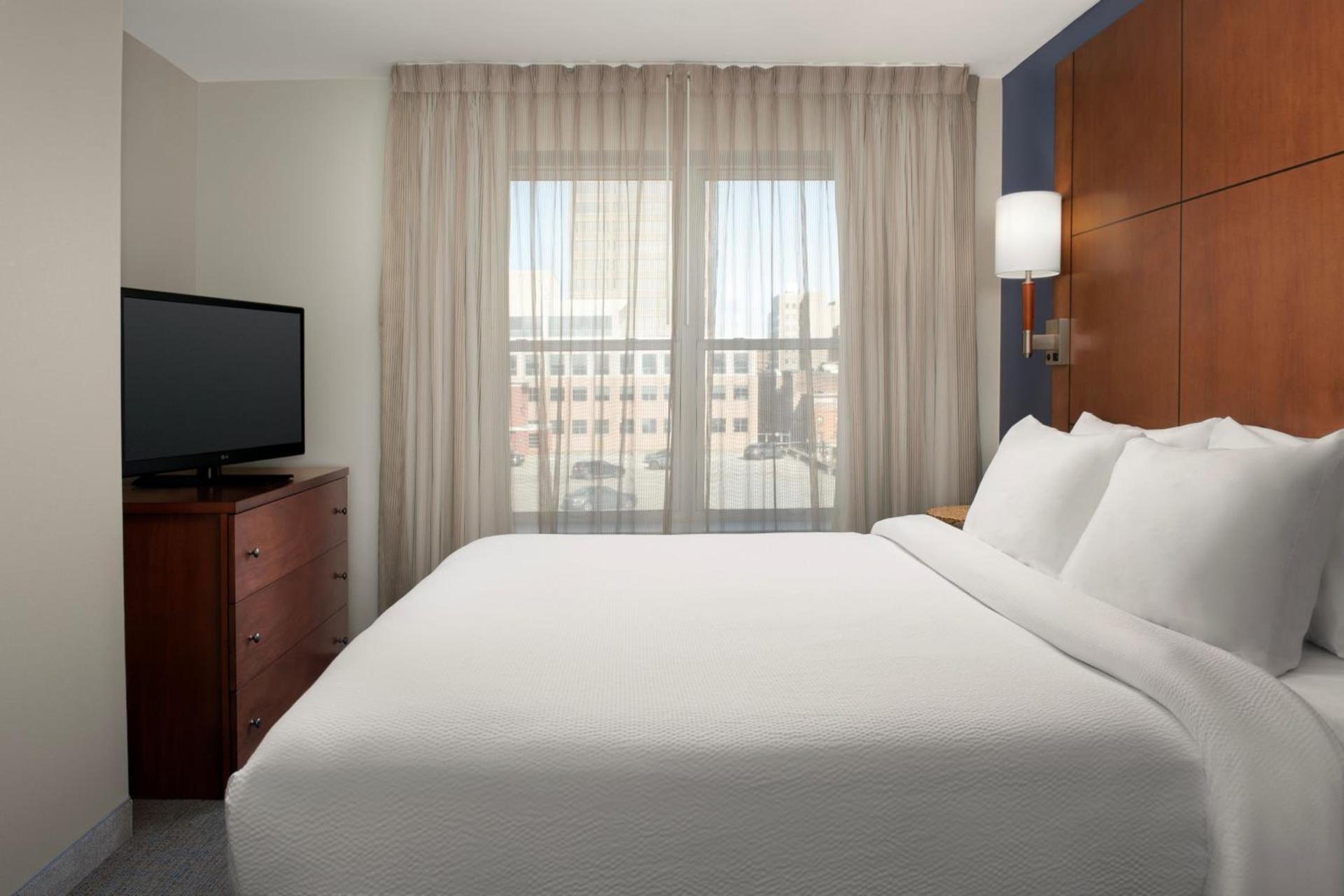 Residence Inn by Marriott Syracuse Downtown at Armory Square photo 12