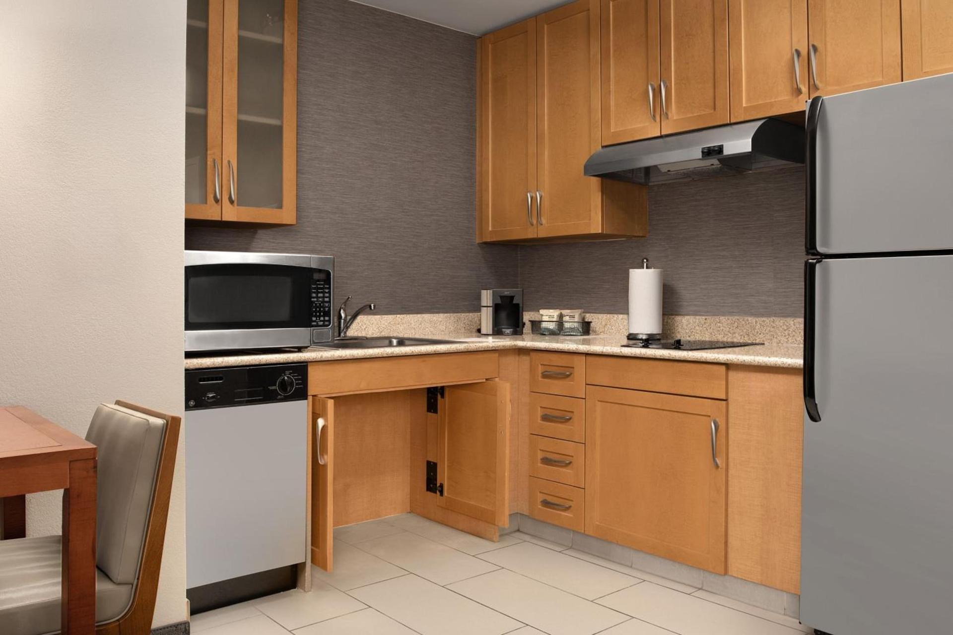 Residence Inn by Marriott Syracuse Downtown at Armory Square photo 16
