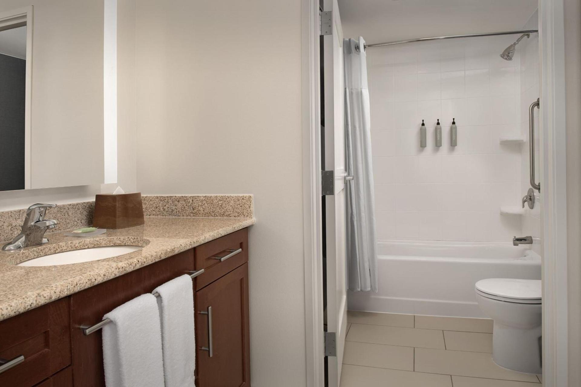 Residence Inn by Marriott Syracuse Downtown at Armory Square photo 18