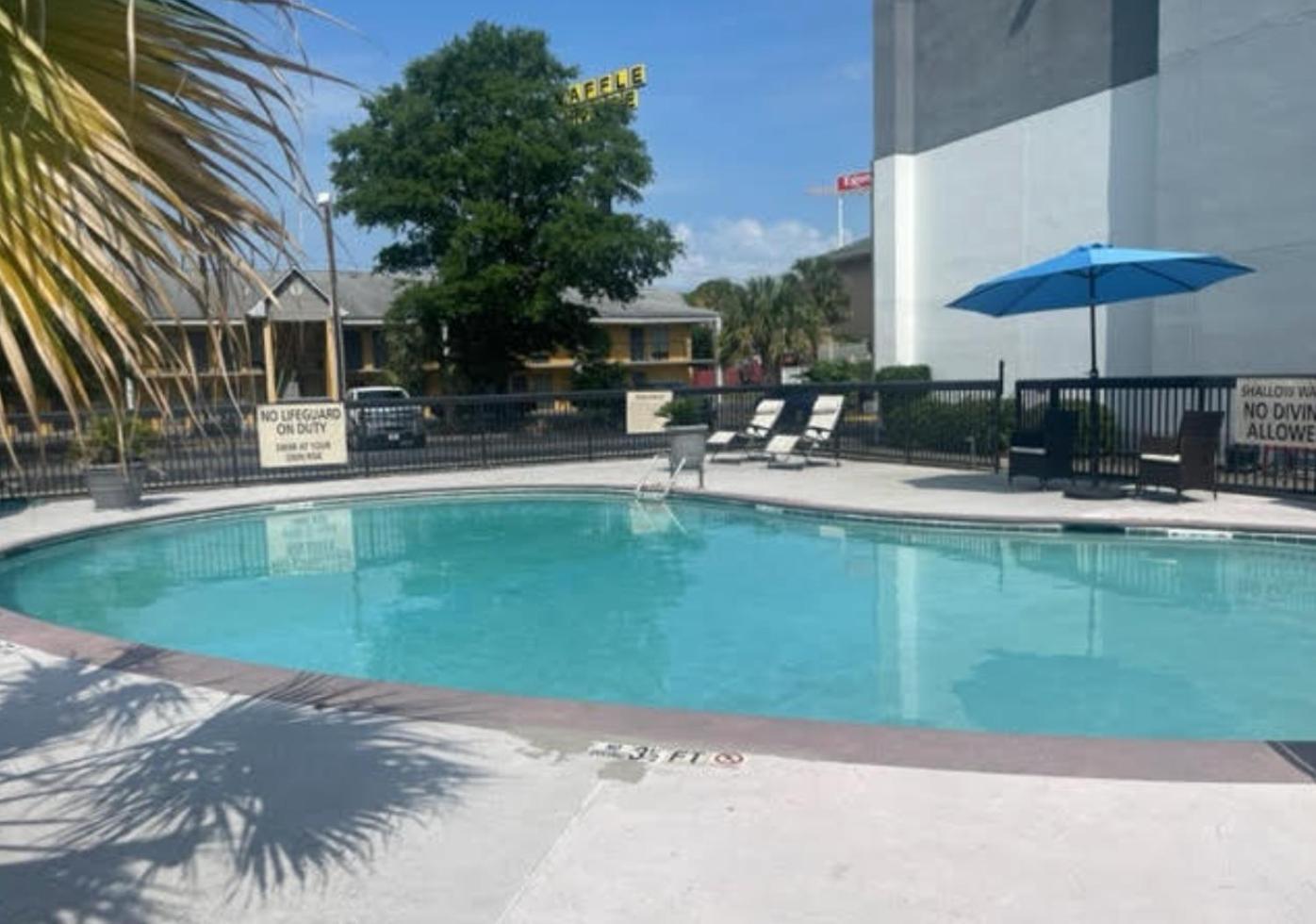 Wingate by Wyndham Charleston Coliseum photo 33
