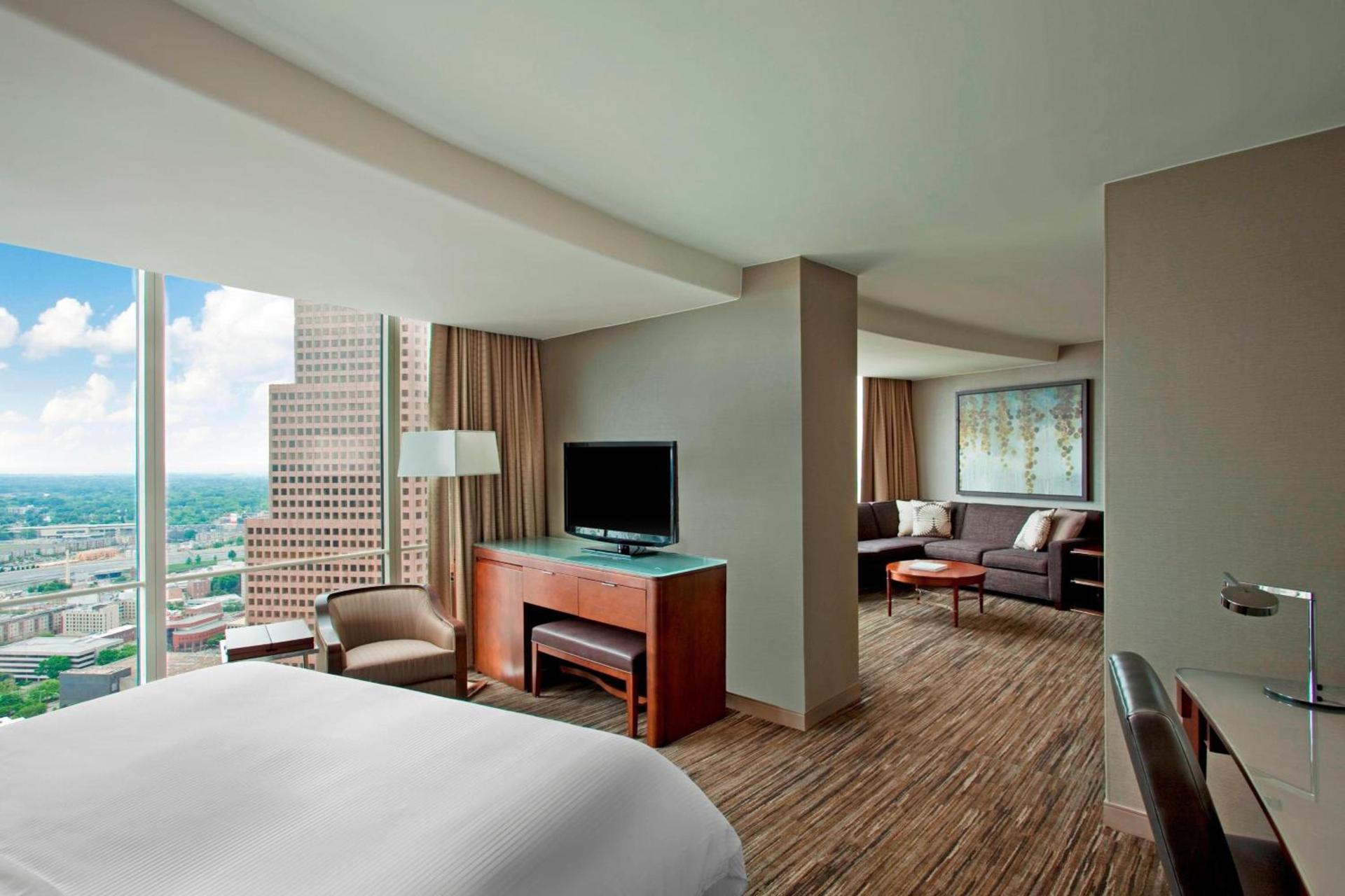 The Westin Peachtree Plaza, Atlanta photo 57