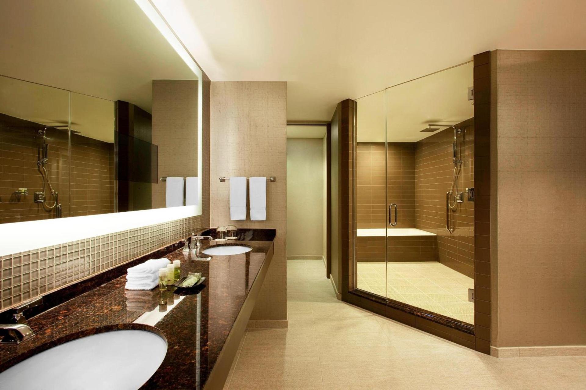 The Westin Peachtree Plaza, Atlanta photo 68