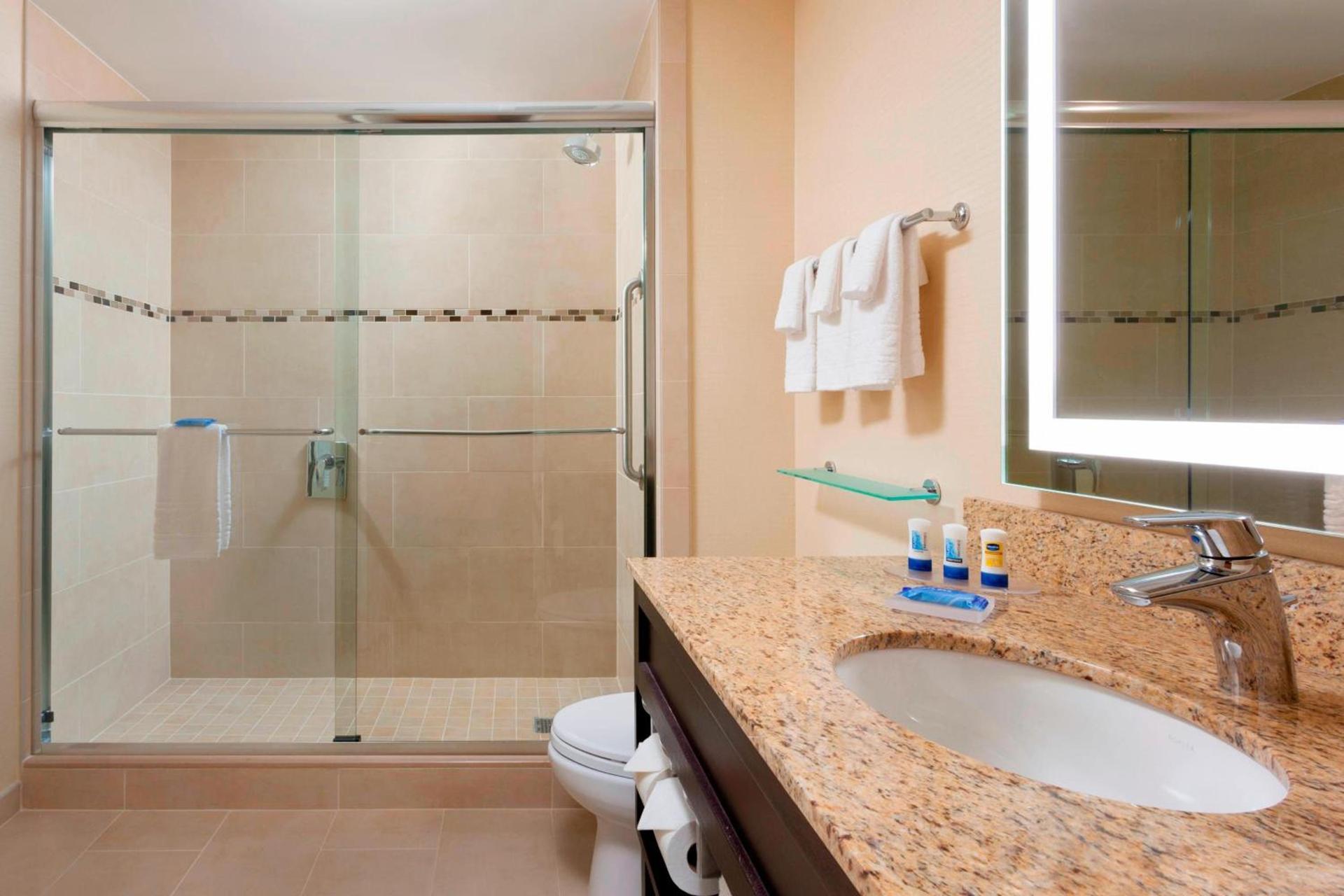 Fairfield Inn & Suites by Marriott New York Midtown Manhattan/Penn Station photo 12