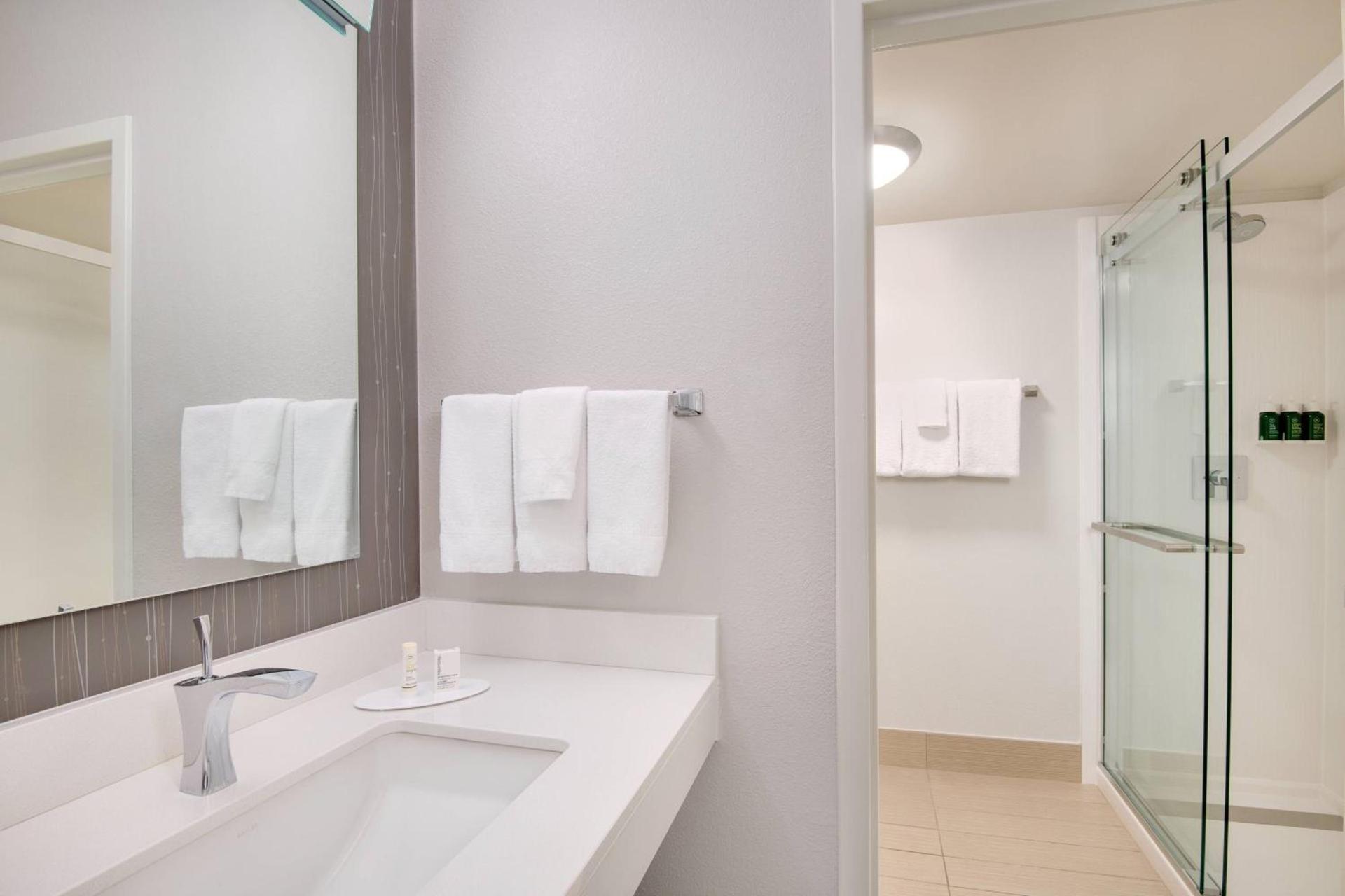 Courtyard by Marriott Birmingham Homewood photo 8