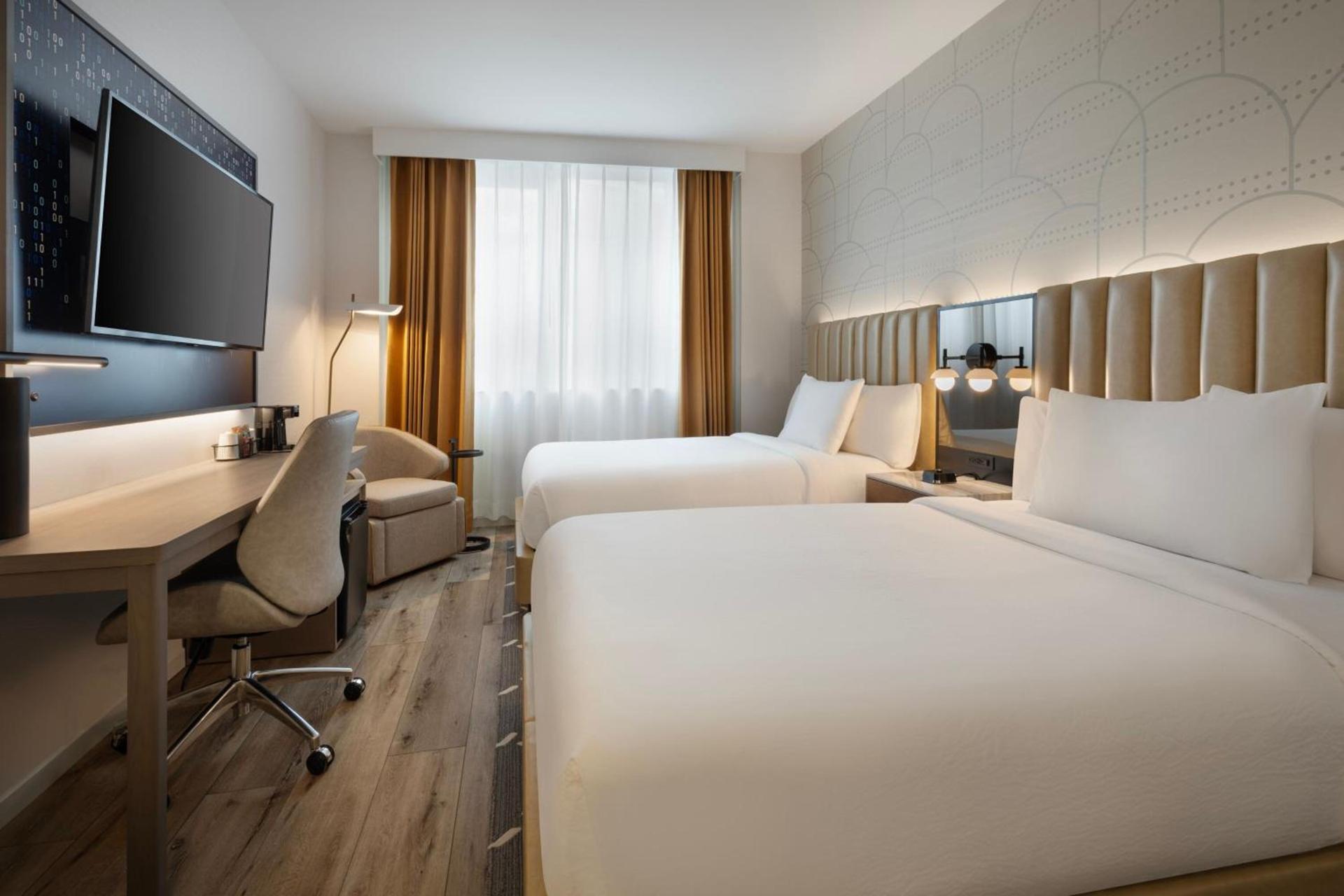 Courtyard by Marriott New York Manhattan / Soho photo 17