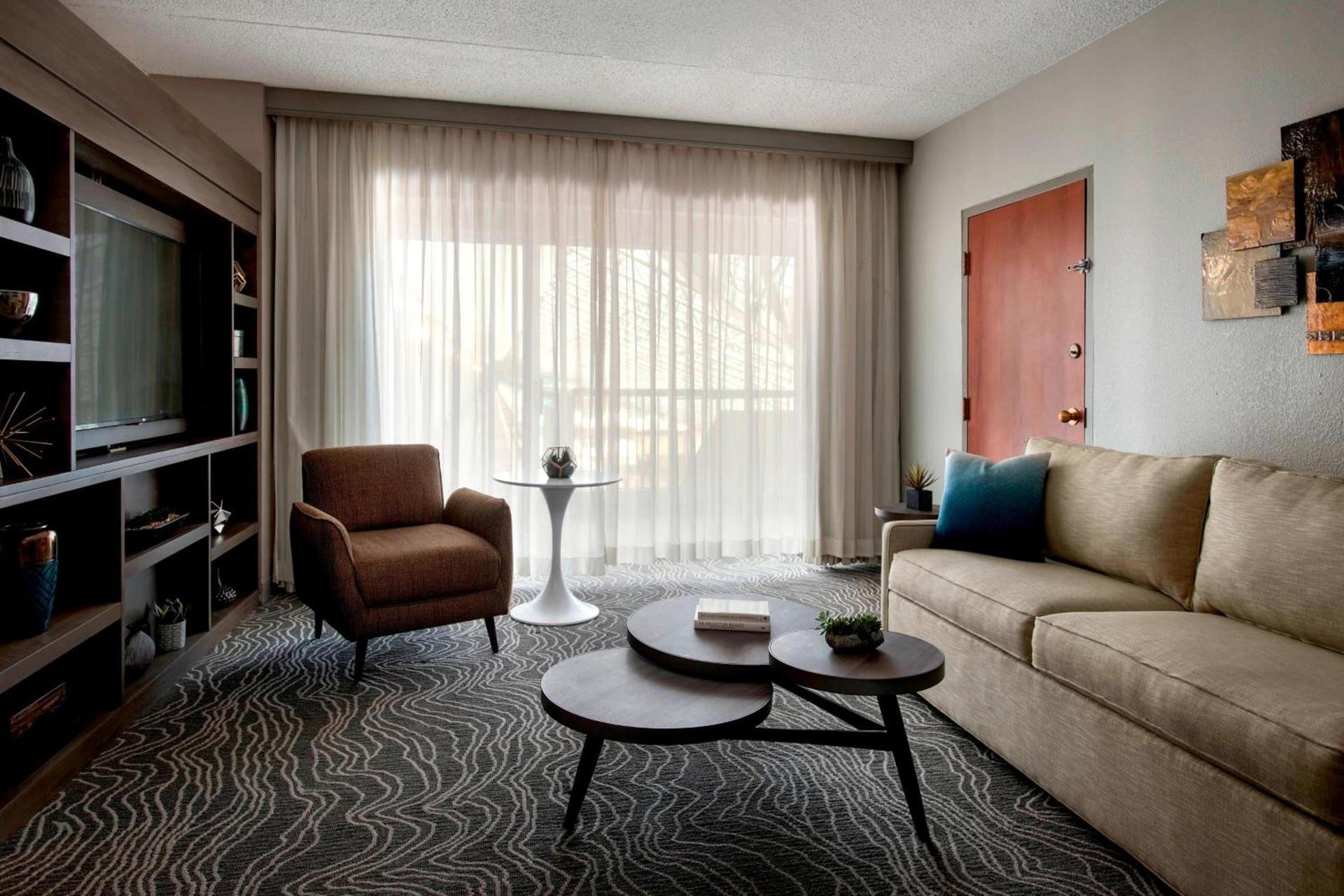 Marriott Melville Long Island photo 14