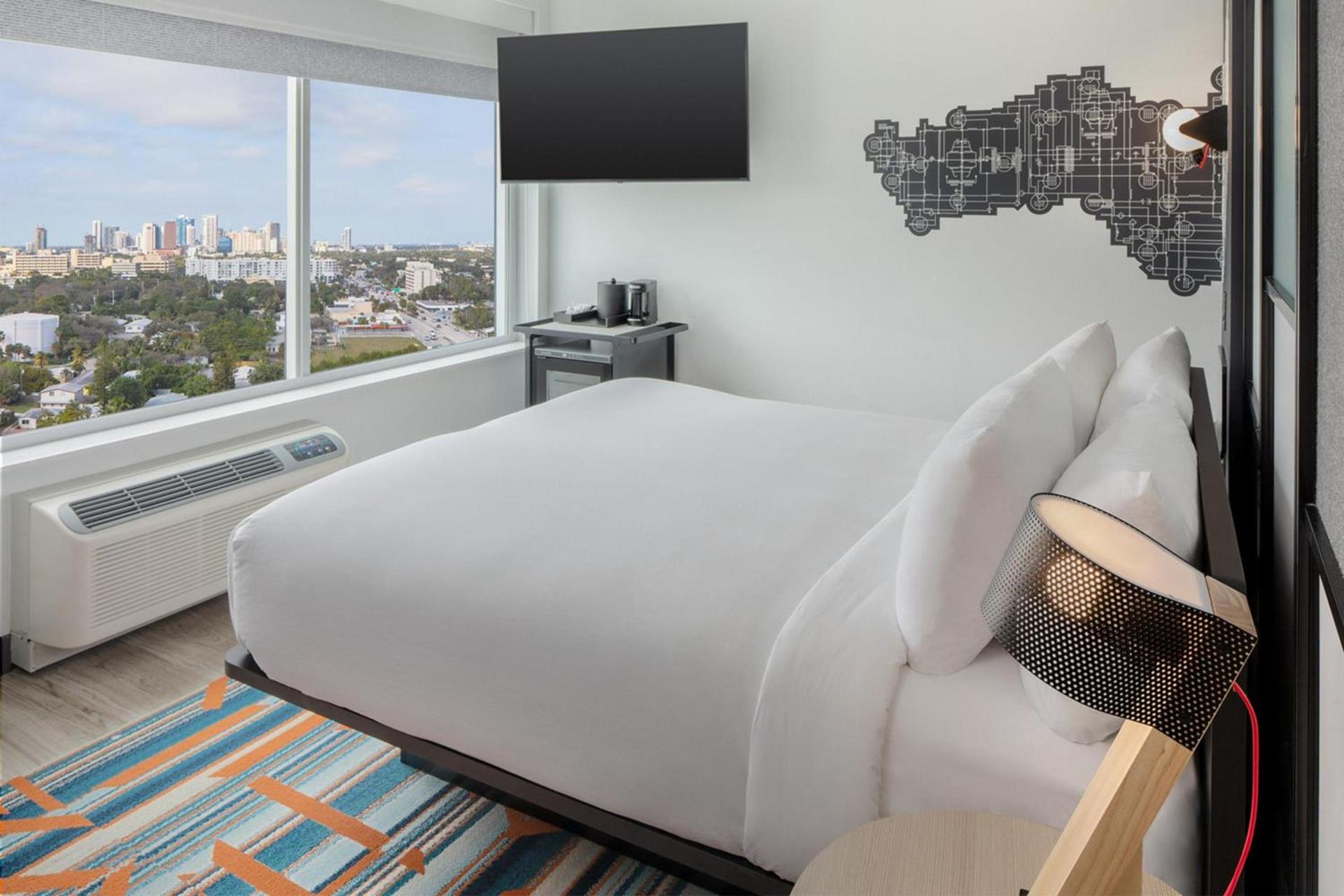 Aloft by Marriott Fort Lauderdale Airport photo 9