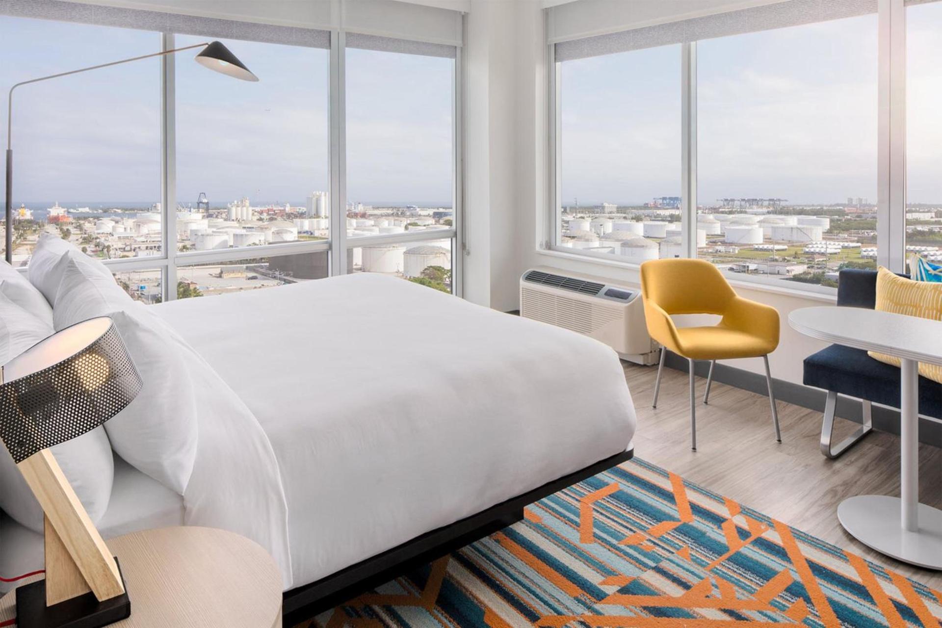 Aloft by Marriott Fort Lauderdale Airport photo 11
