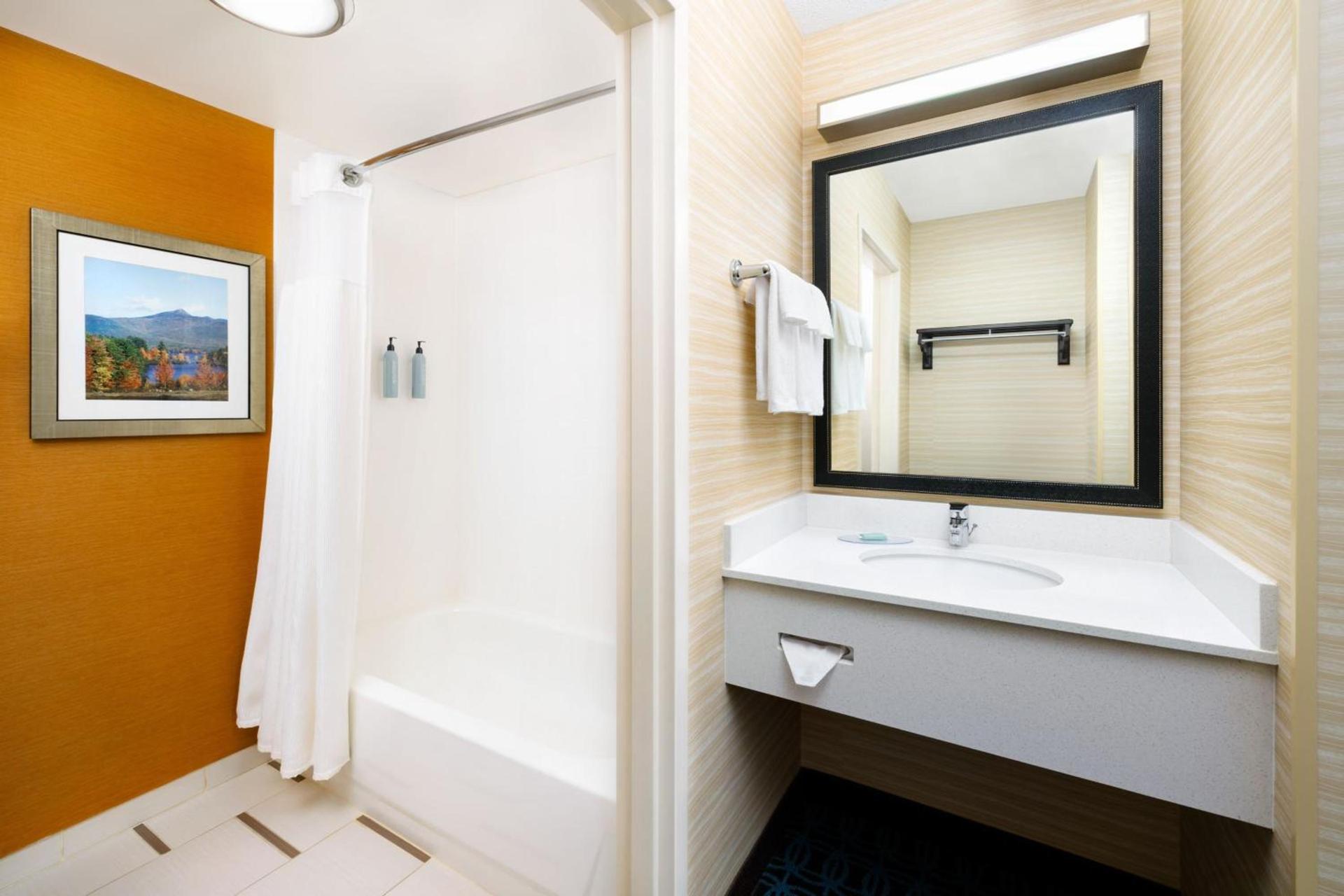Fairfield Inn Concord photo 5