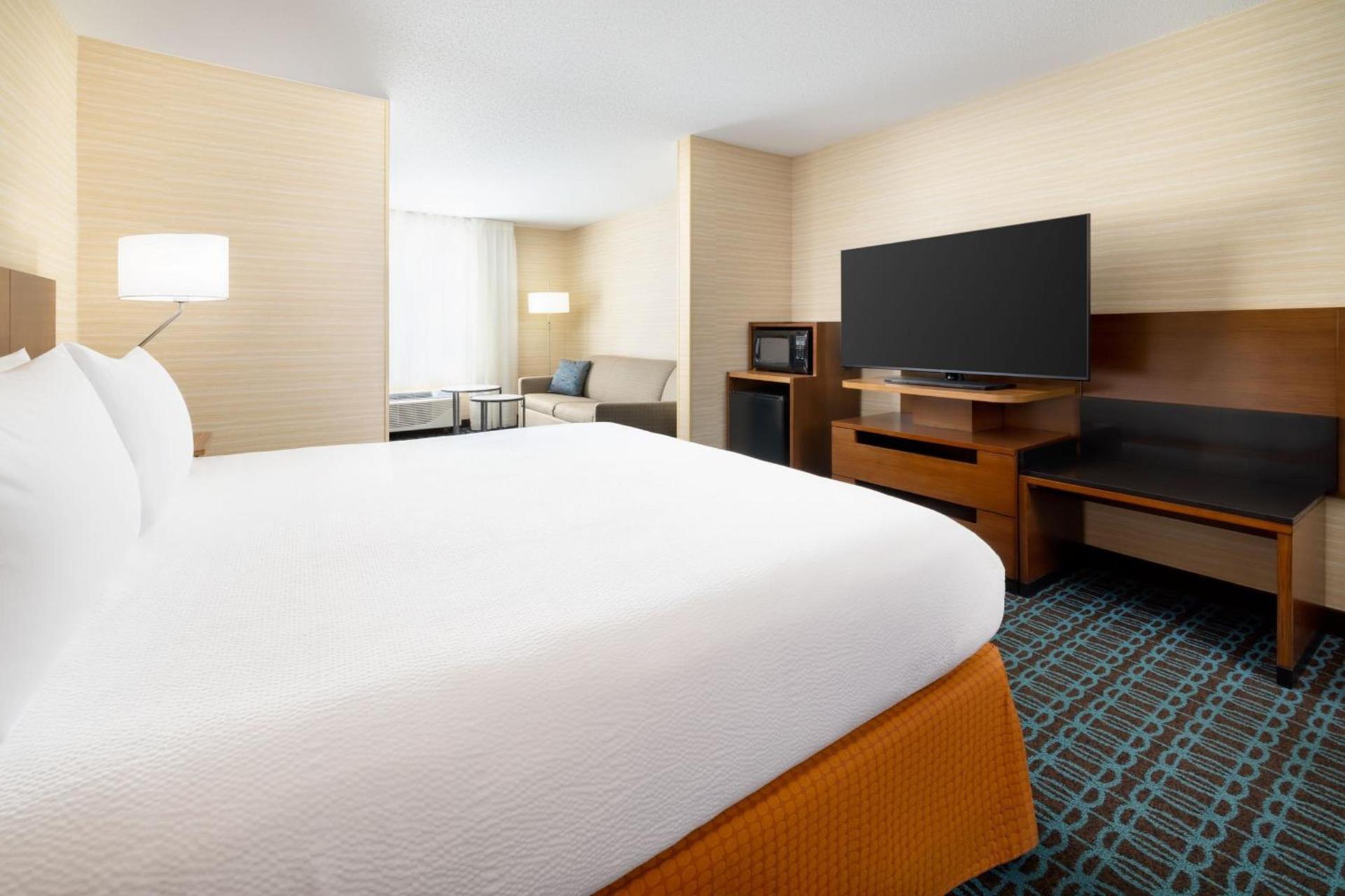 Fairfield Inn Concord photo 21