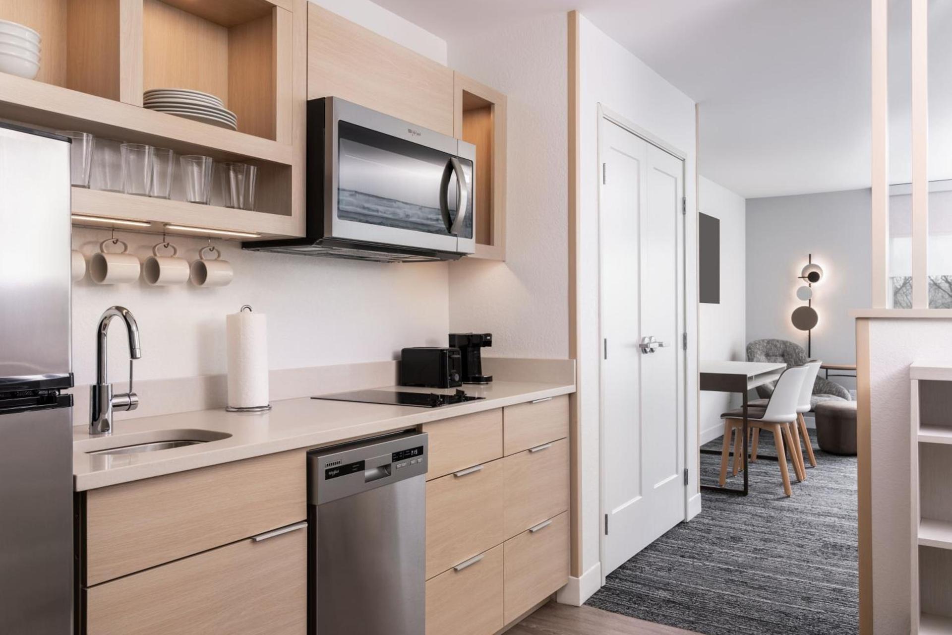 TownePlace Suites by Marriott New Philadelphia photo 18