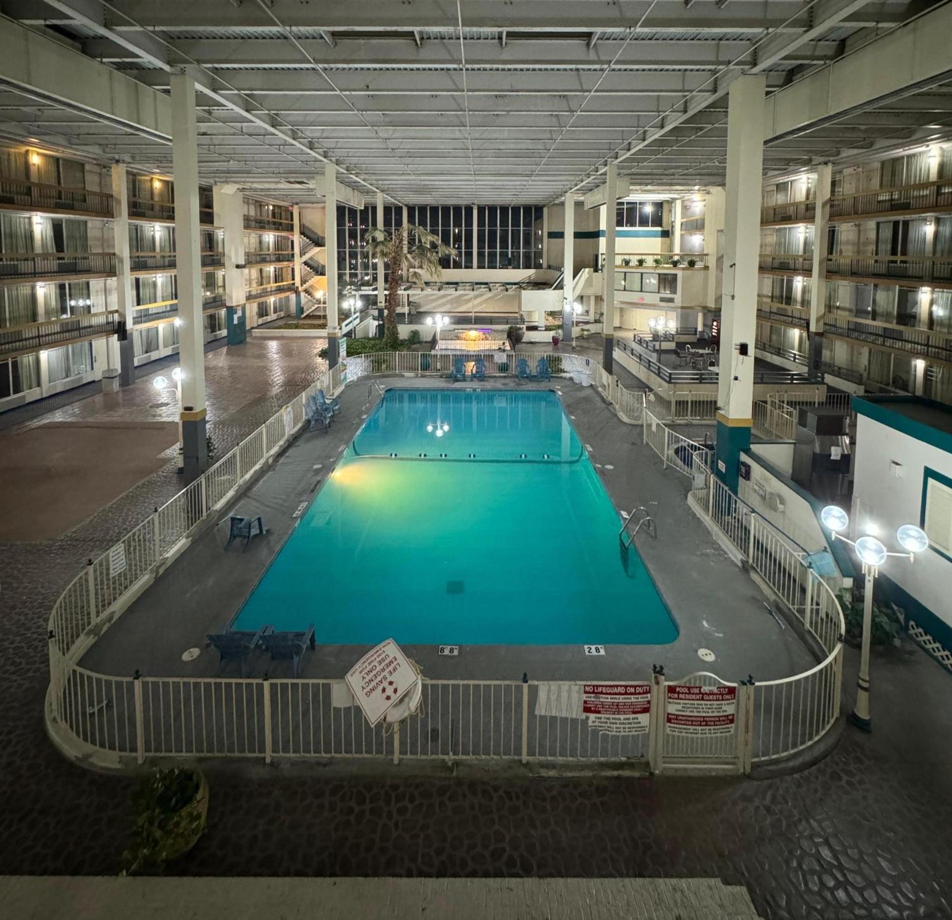 The Lodge Hotel and Banquets photo 6